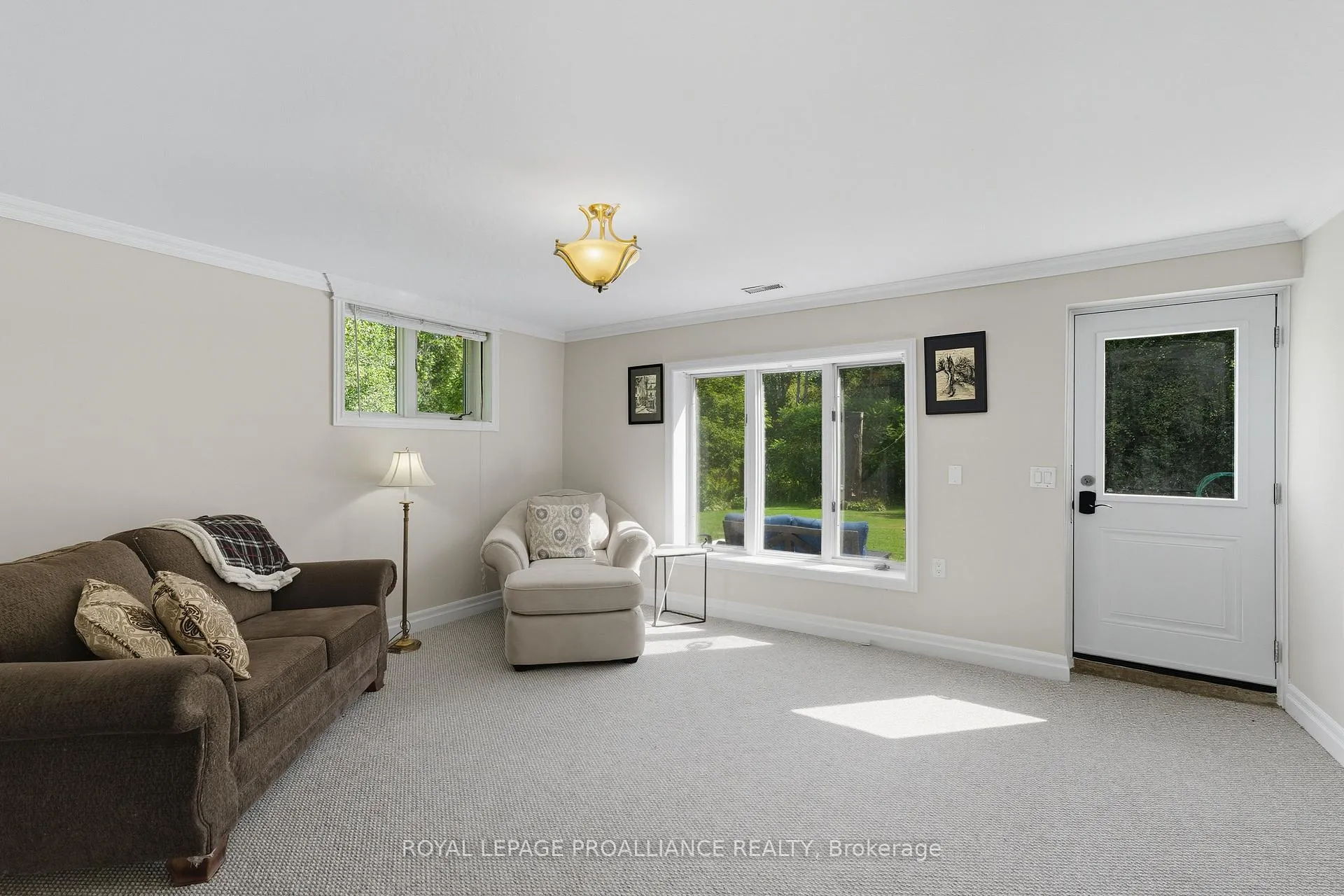 Photo 25 of 2331 Division Street N, Cobourg — HOMEH
