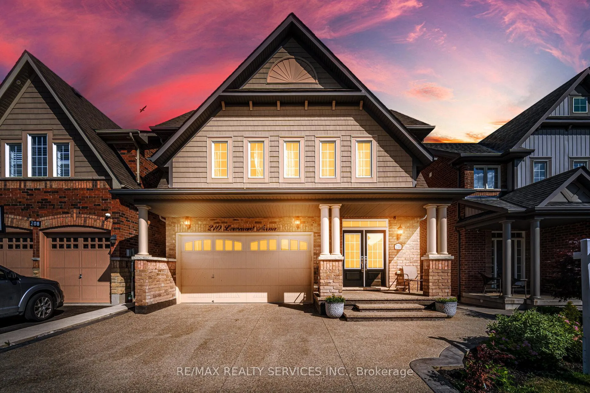 Photo 3 of 210 Learmont Avenue, Caledon, Rural Caledon — HOMEH