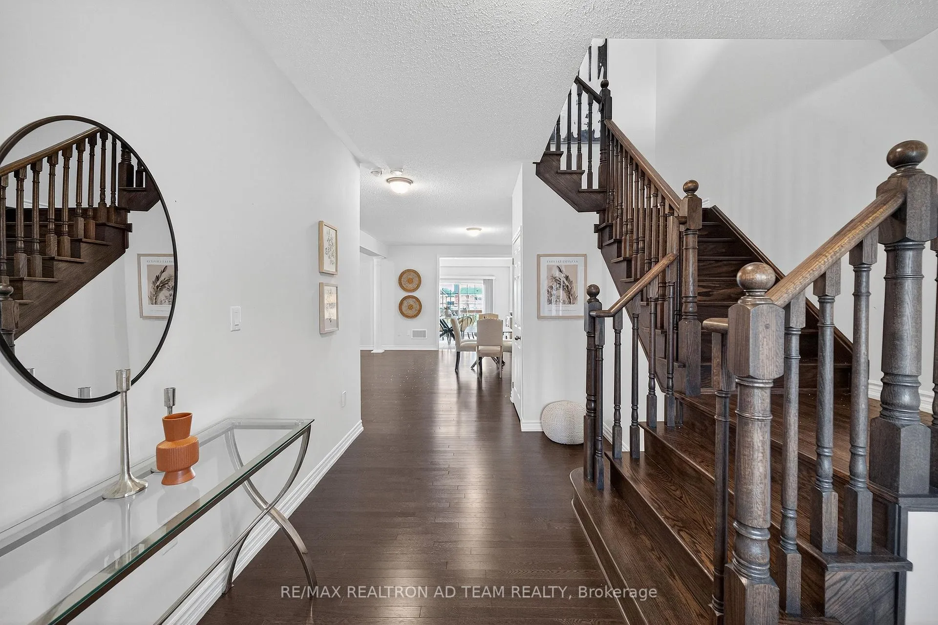 Photo 6 of 11 Kilpatrick Court, Clarington, Bowmanville — HOMEH