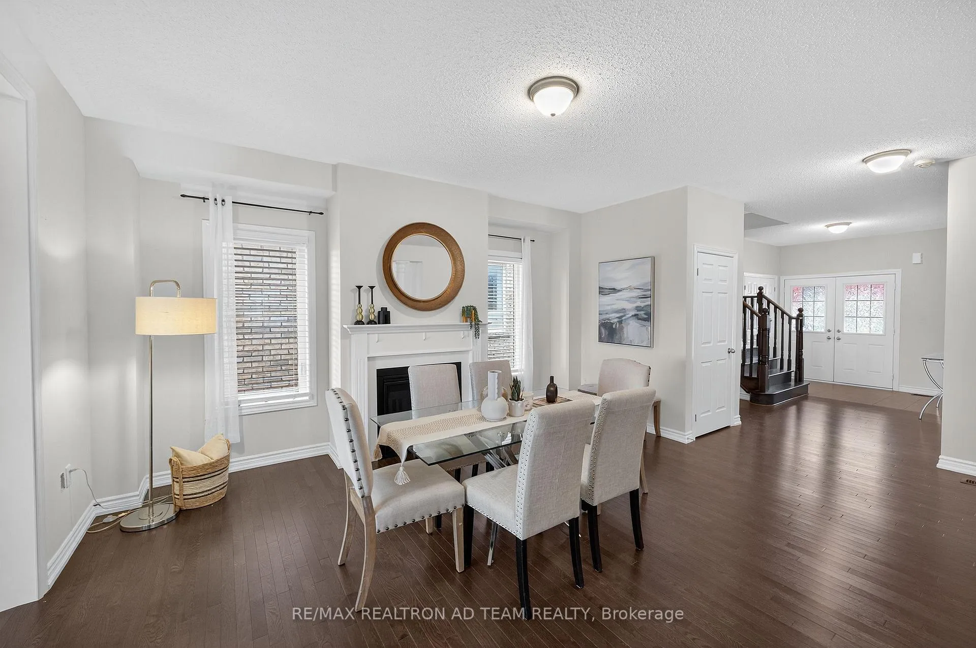 Photo 9 of 11 Kilpatrick Court, Clarington, Bowmanville — HOMEH