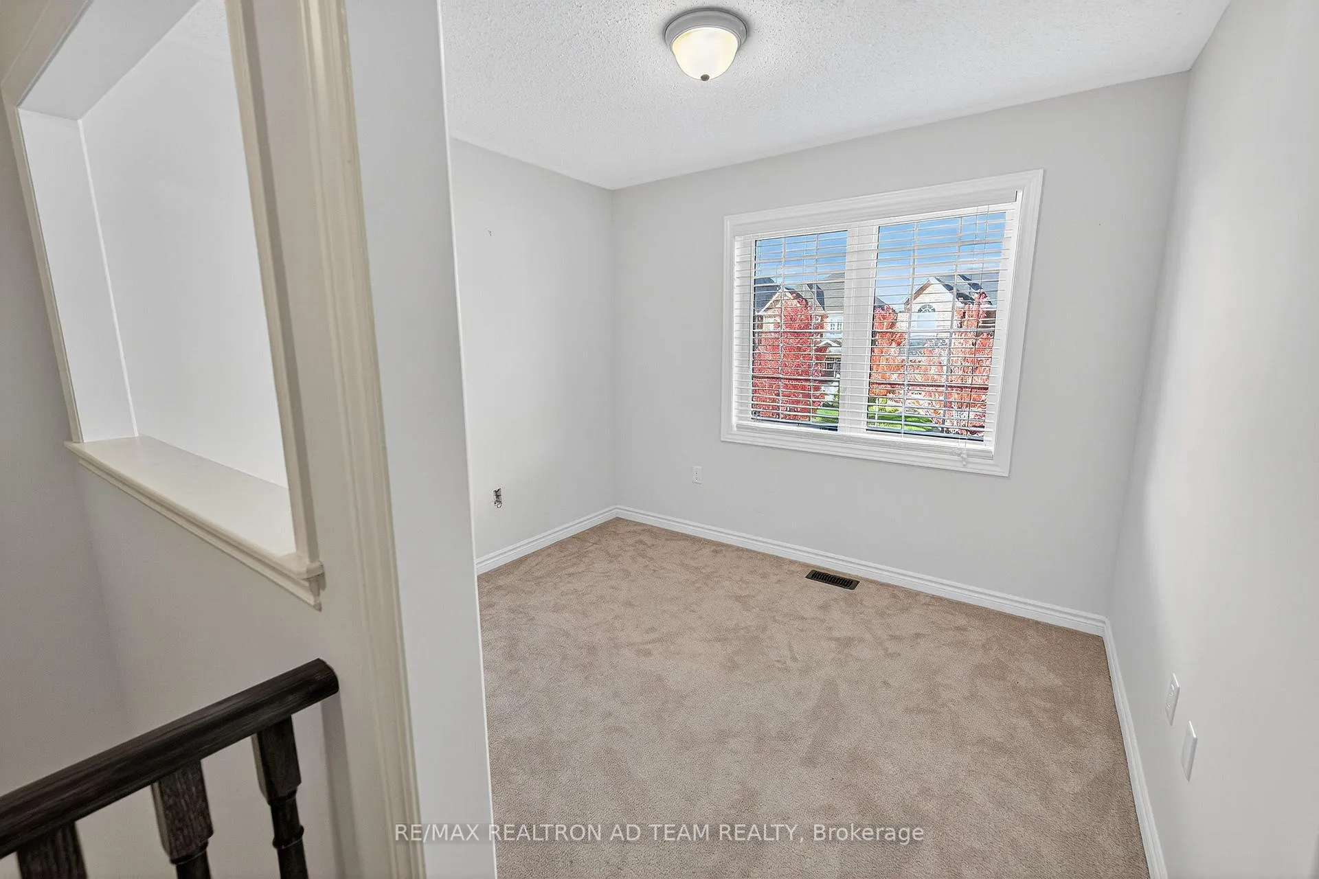 Photo 19 of 11 Kilpatrick Court, Clarington, Bowmanville — HOMEH