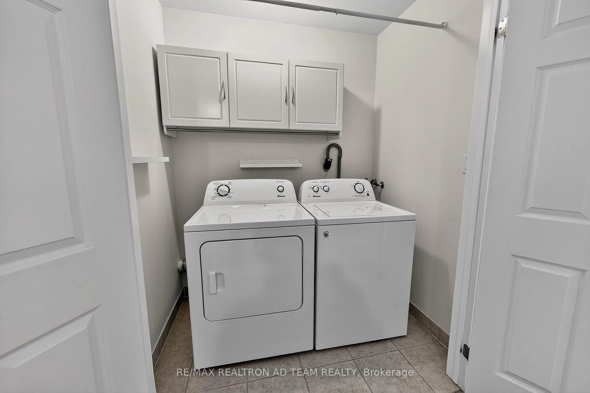 Photo 32 of 11 Kilpatrick Court, Clarington, Bowmanville — HOMEH