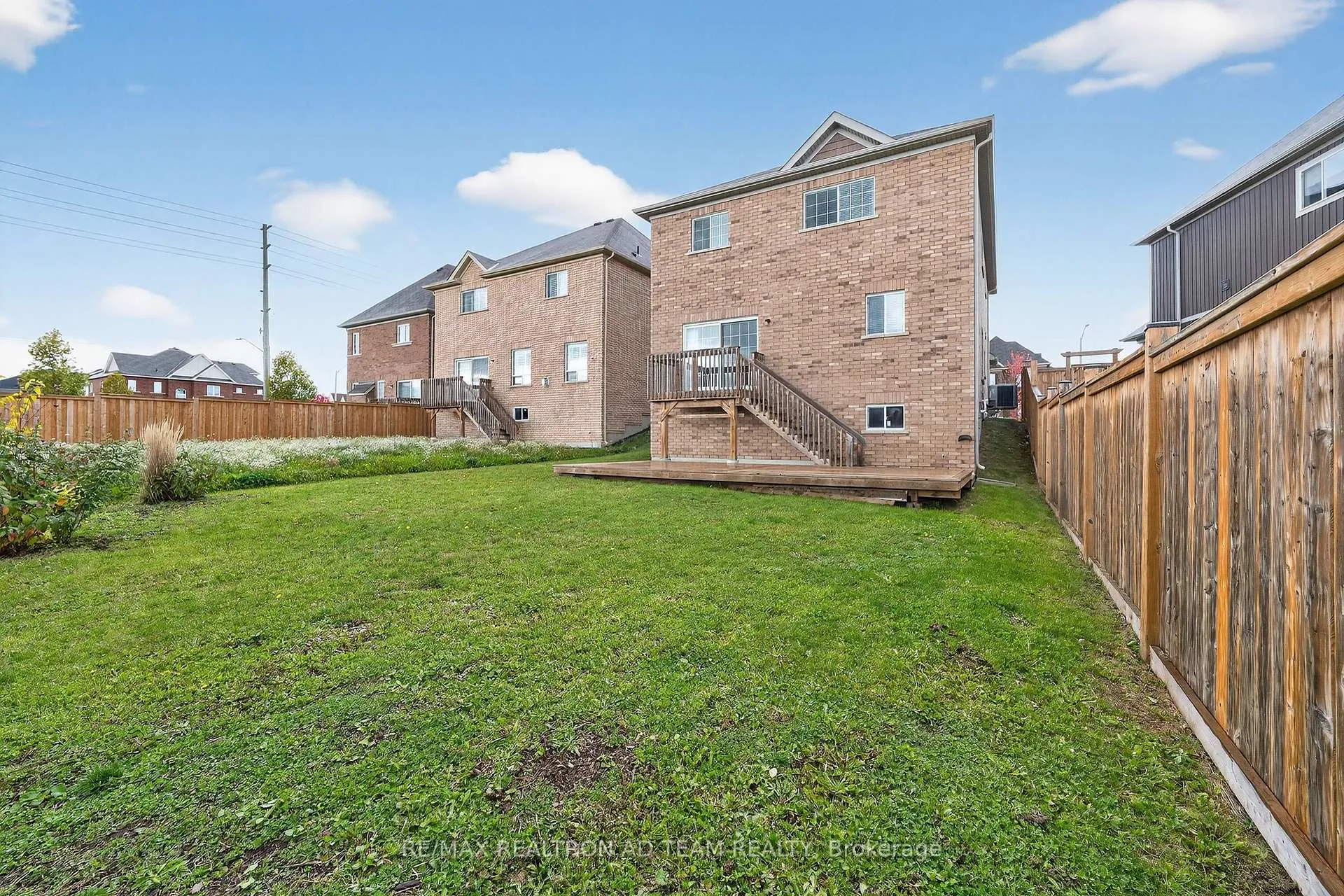 Photo 38 of 11 Kilpatrick Court, Clarington, Bowmanville — HOMEH
