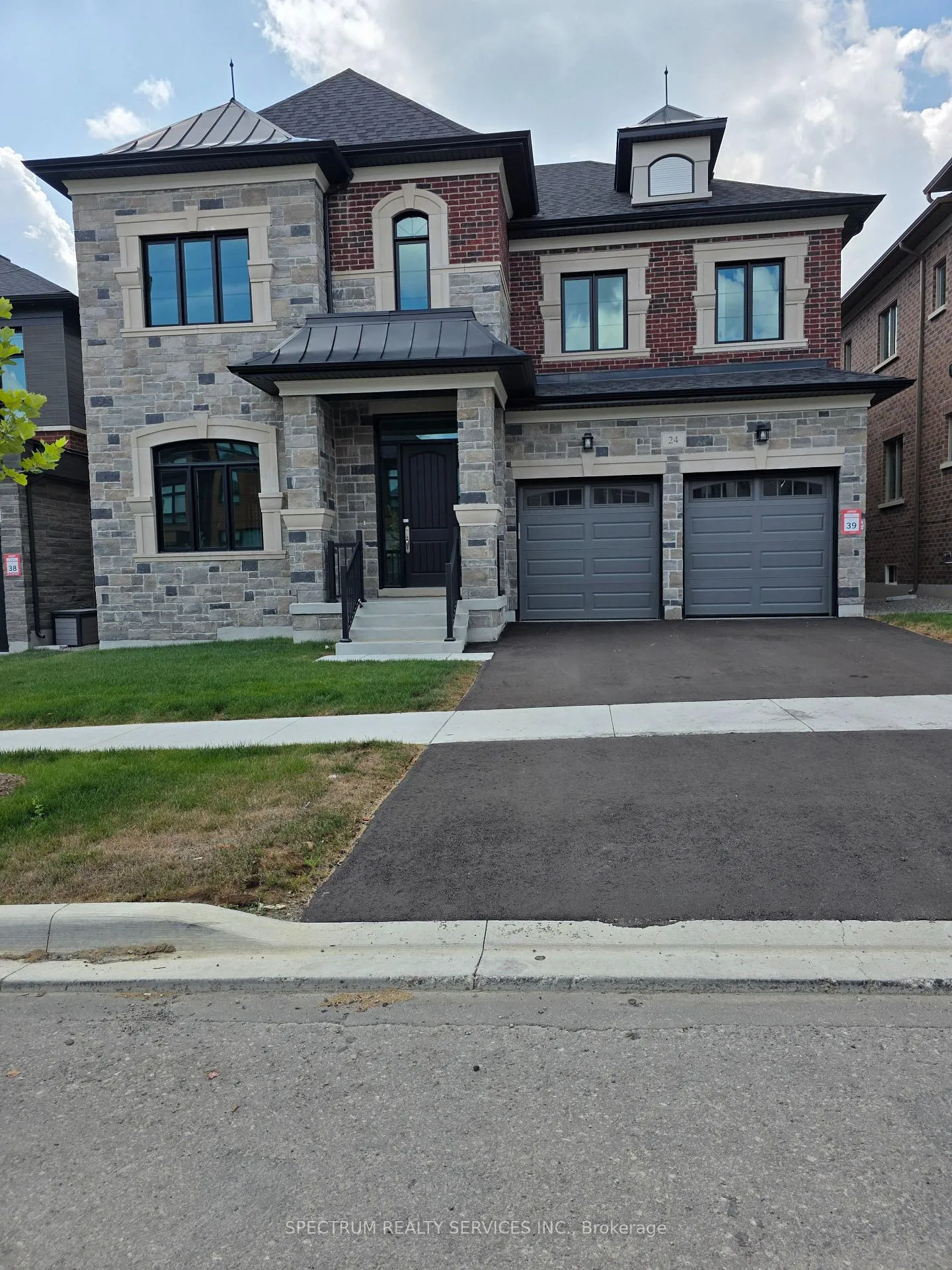 Photo 1 of 24 Seraville Street, Vaughan, Vellore Village — HOMEH
