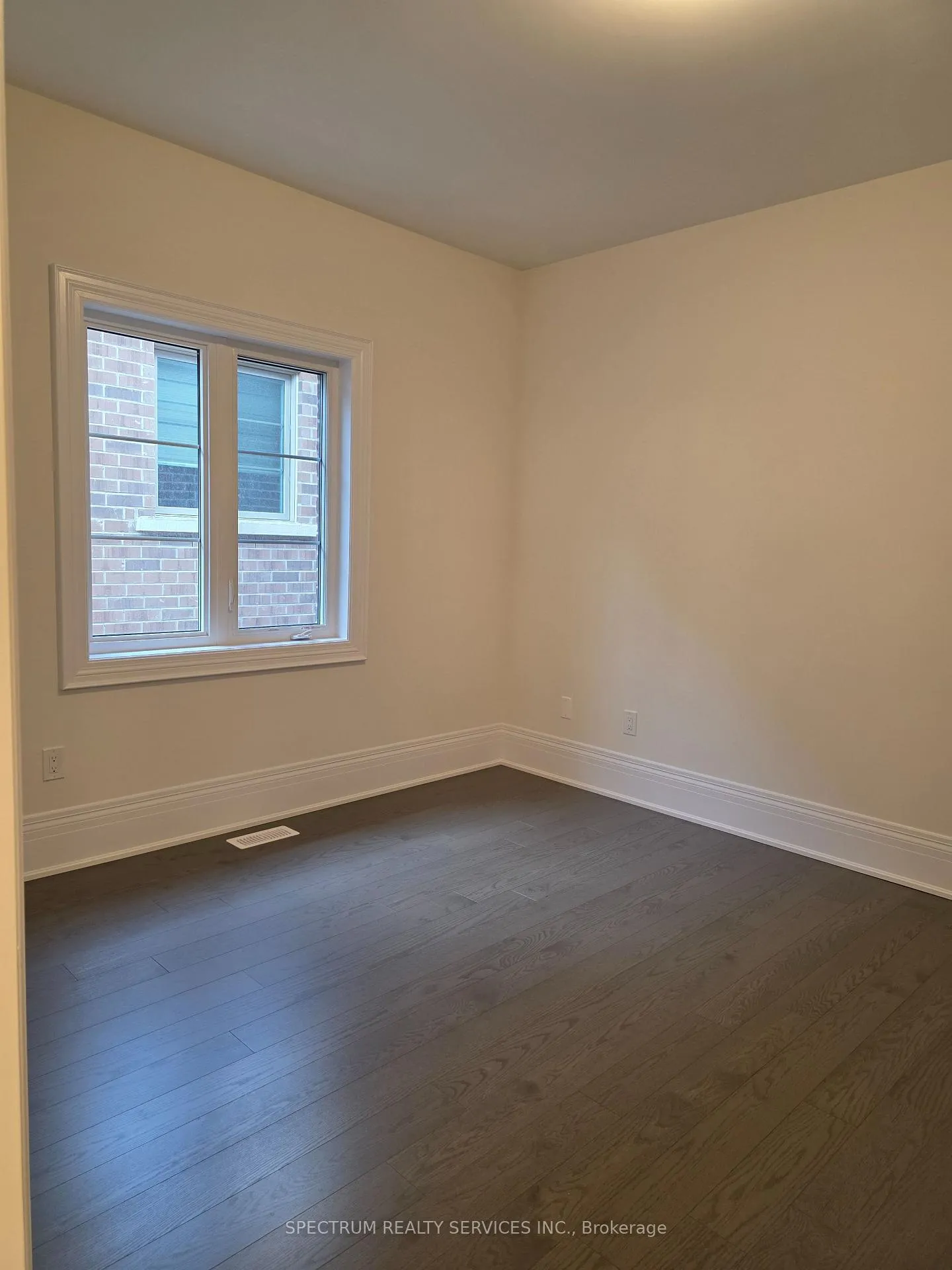 Photo 10 of 24 Seraville Street, Vaughan, Vellore Village — HOMEH