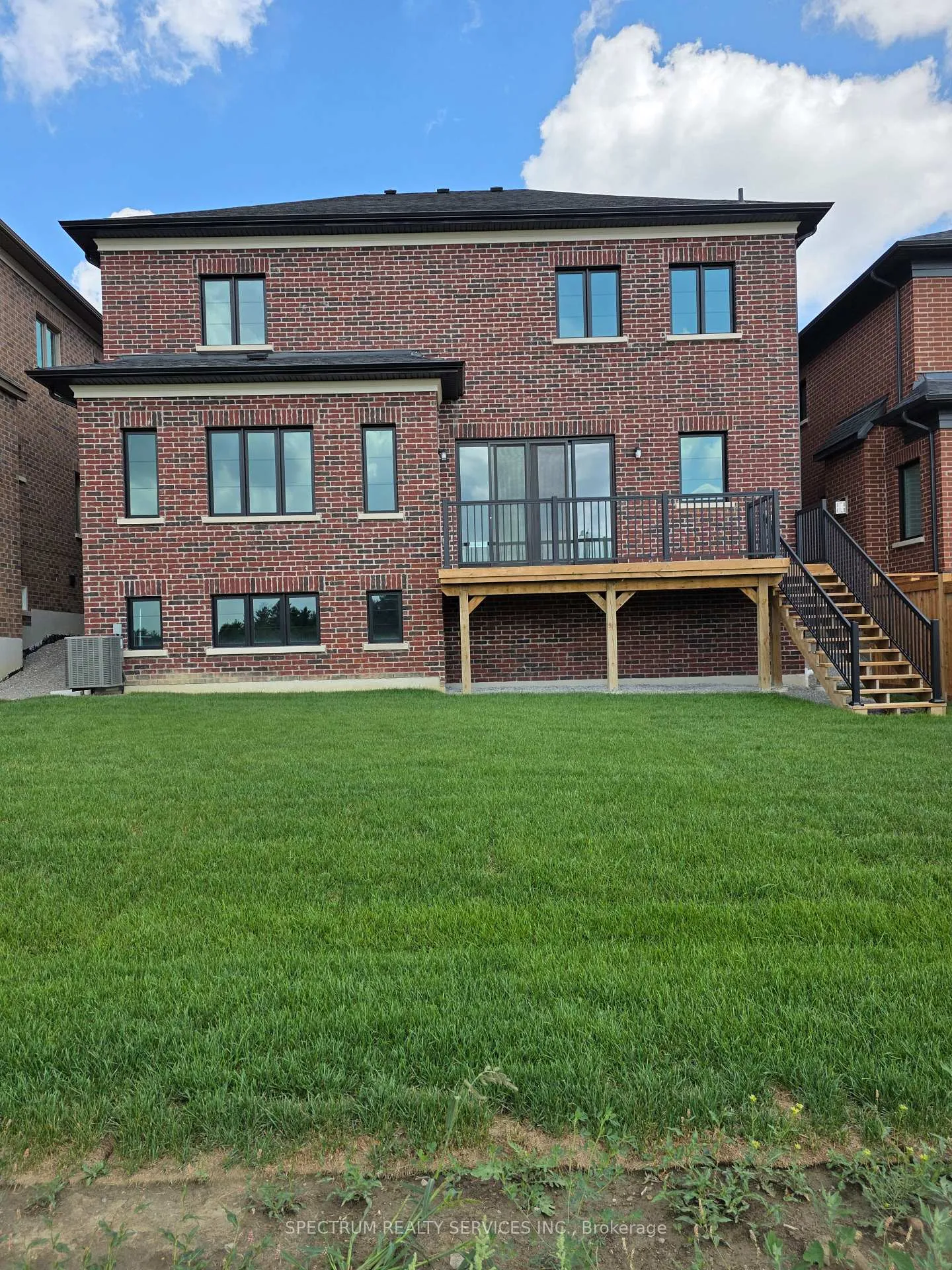 Photo 15 of 24 Seraville Street, Vaughan, Vellore Village — HOMEH