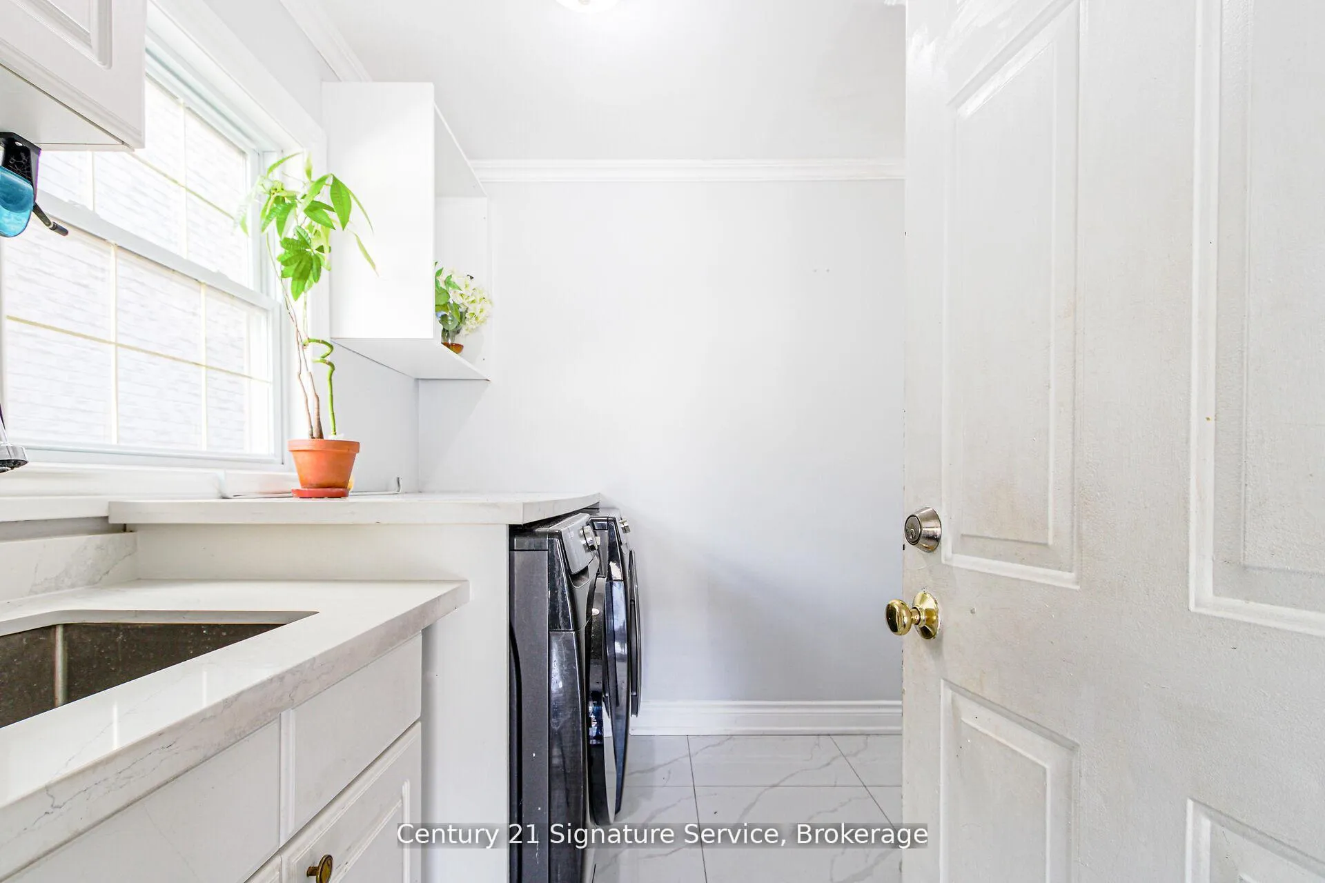 Photo 17 of 81 Linton Avenue, Ajax, Central West — HOMEH
