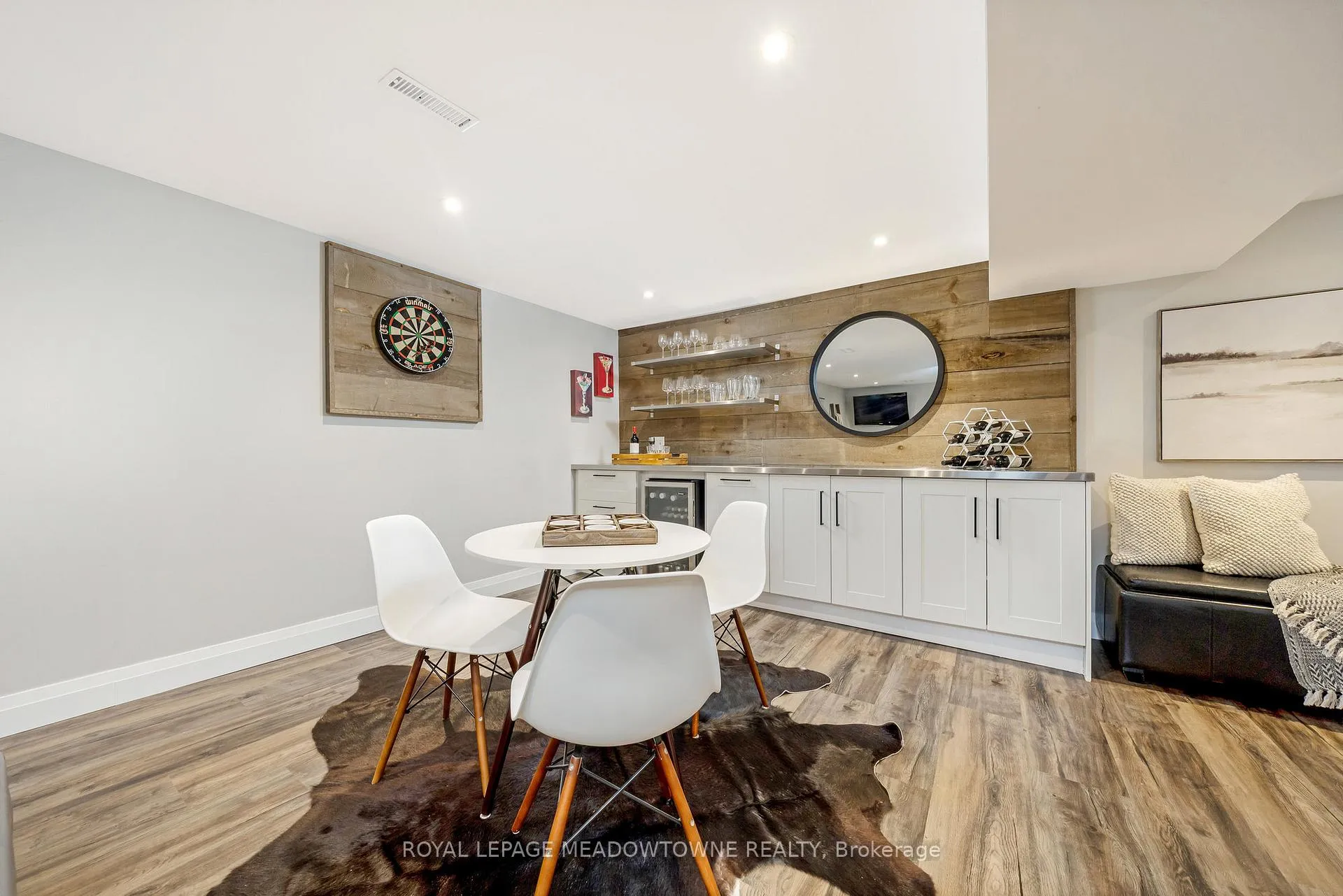 Photo 30 of 742 Willow Avenue, Milton, Dorset Park — HOMEH
