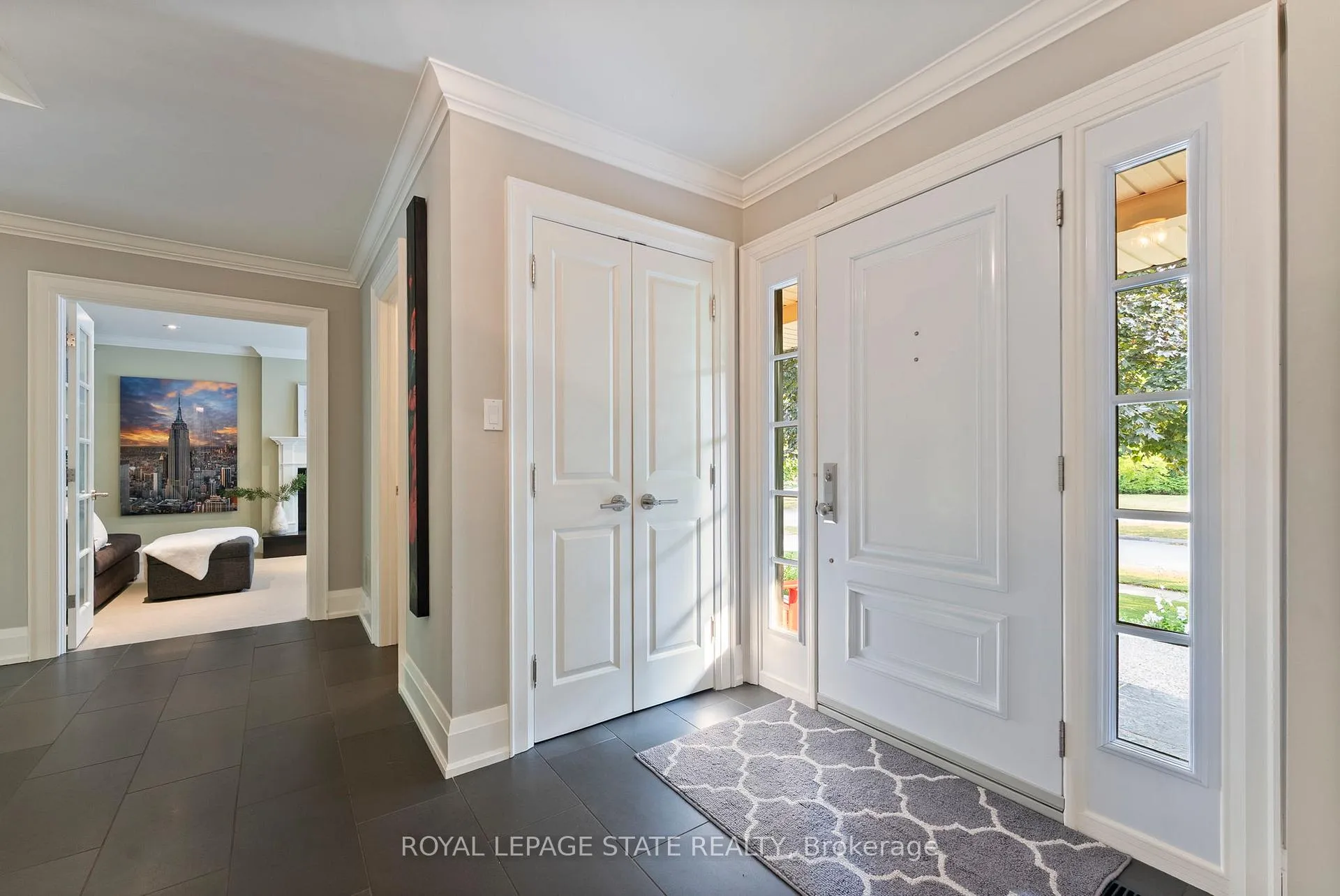 Photo 6 of 1511 Jasmine Crescent, Oakville, Falgarwood — HOMEH