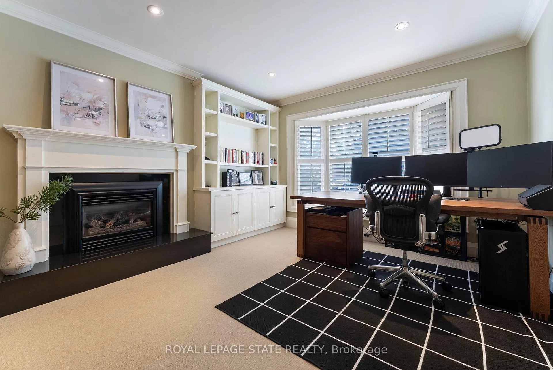Photo 13 of 1511 Jasmine Crescent, Oakville, Falgarwood — HOMEH