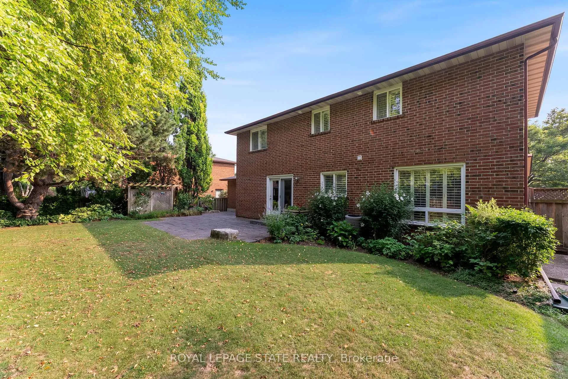Photo 39 of 1511 Jasmine Crescent, Oakville, Falgarwood — HOMEH