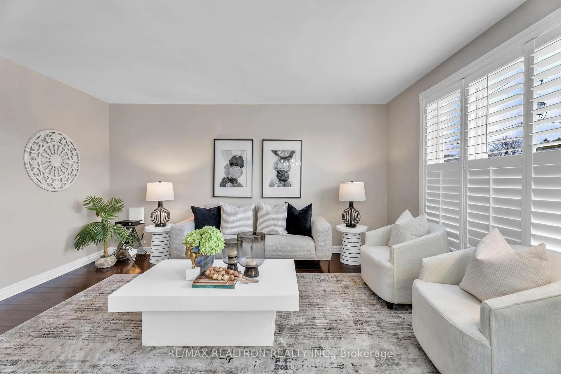 Photo 4 of 61 Bailey Crescent, Scarborough, Woburn — HOMEH