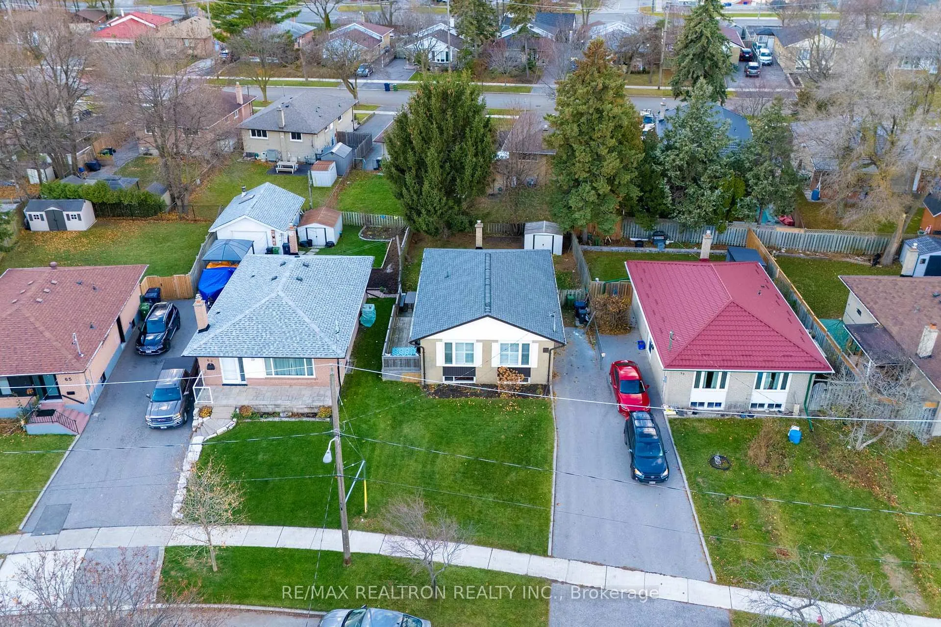Photo 32 of 61 Bailey Crescent, Scarborough, Woburn — HOMEH