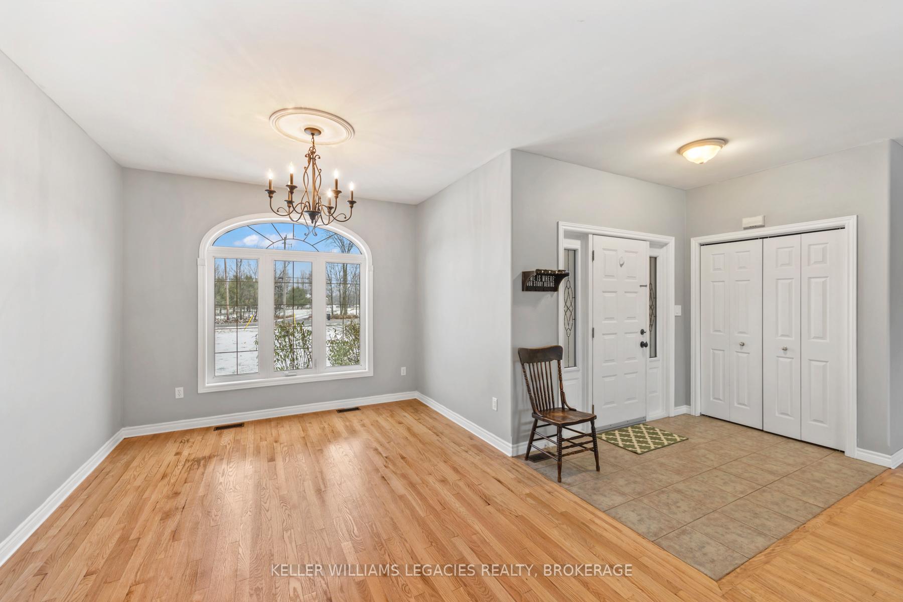 Photo 3 of 2543 Sands Road, Frontenac, Frontenac South — HOMEH