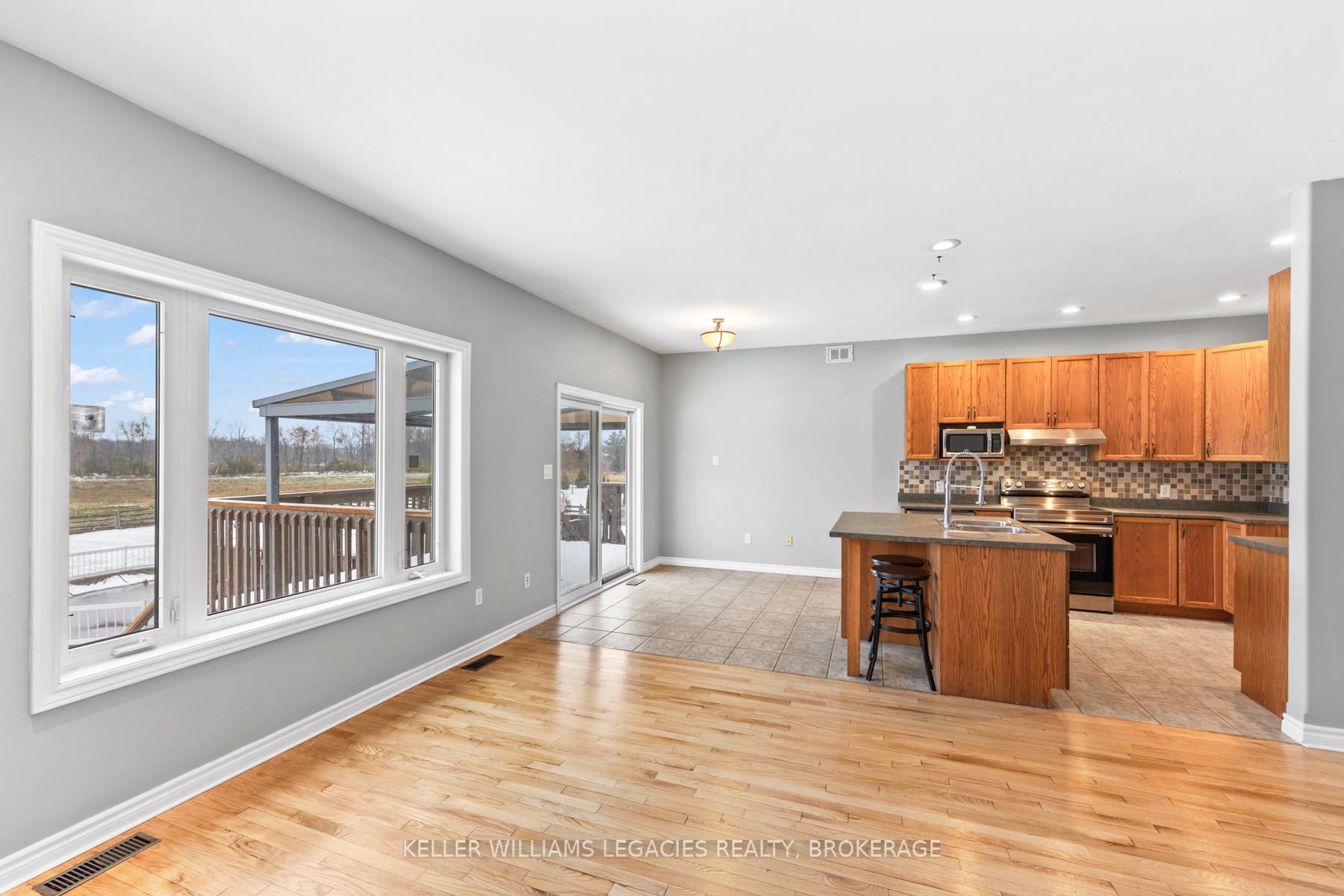 Photo 6 of 2543 Sands Road, Frontenac, Frontenac South — HOMEH