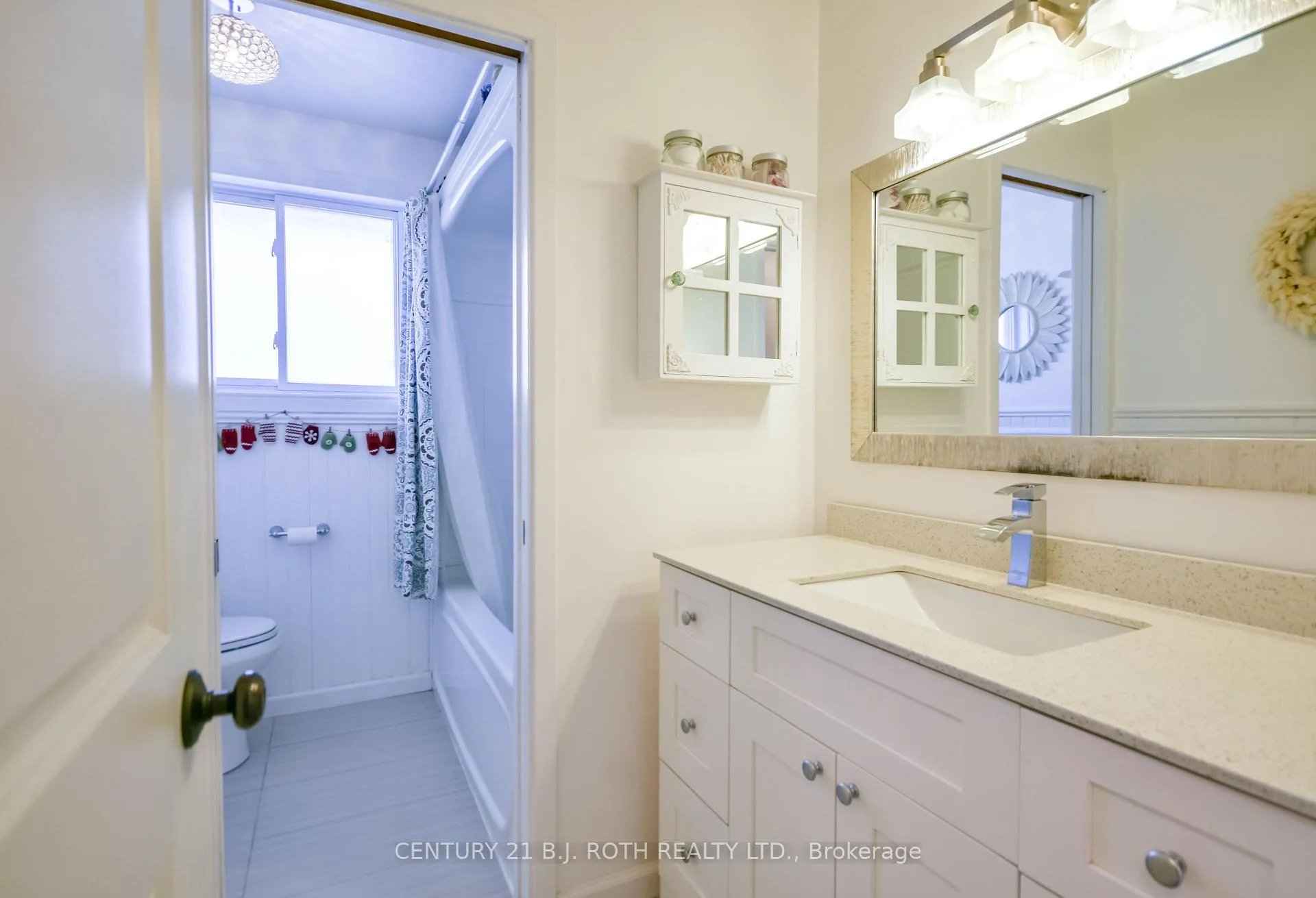 Photo 19 of 3 Marwendy Drive, Barrie, Grove East — HOMEH