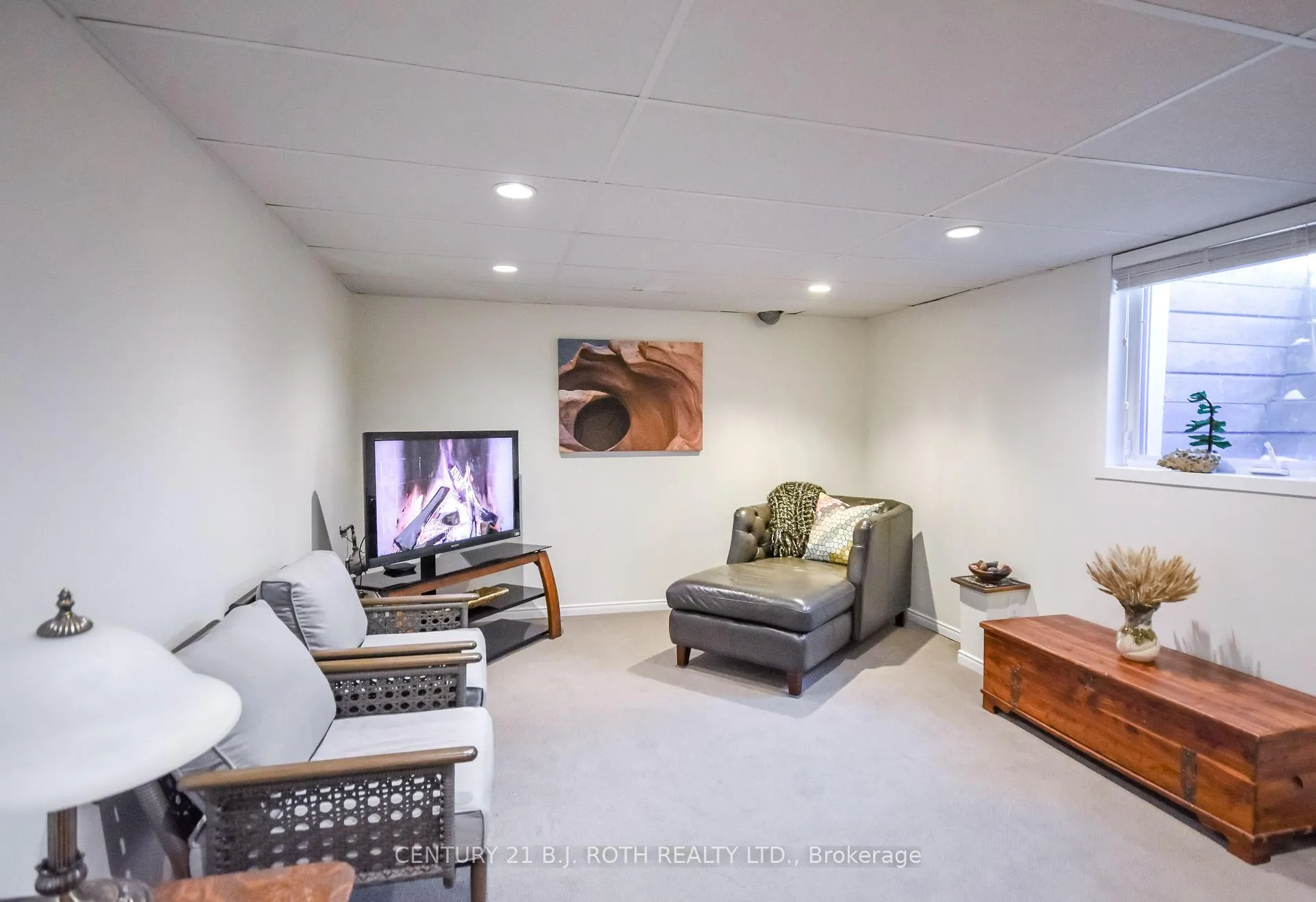 Photo 25 of 3 Marwendy Drive, Barrie, Grove East — HOMEH