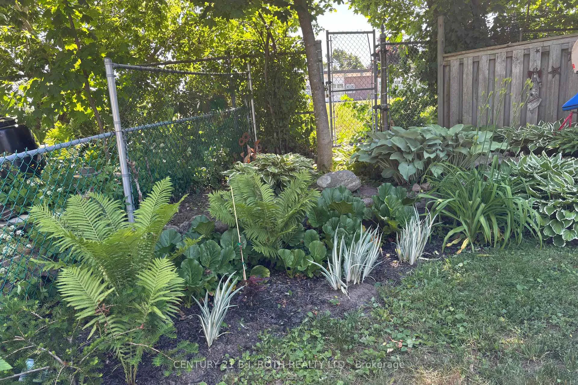 Photo 38 of 3 Marwendy Drive, Barrie, Grove East — HOMEH