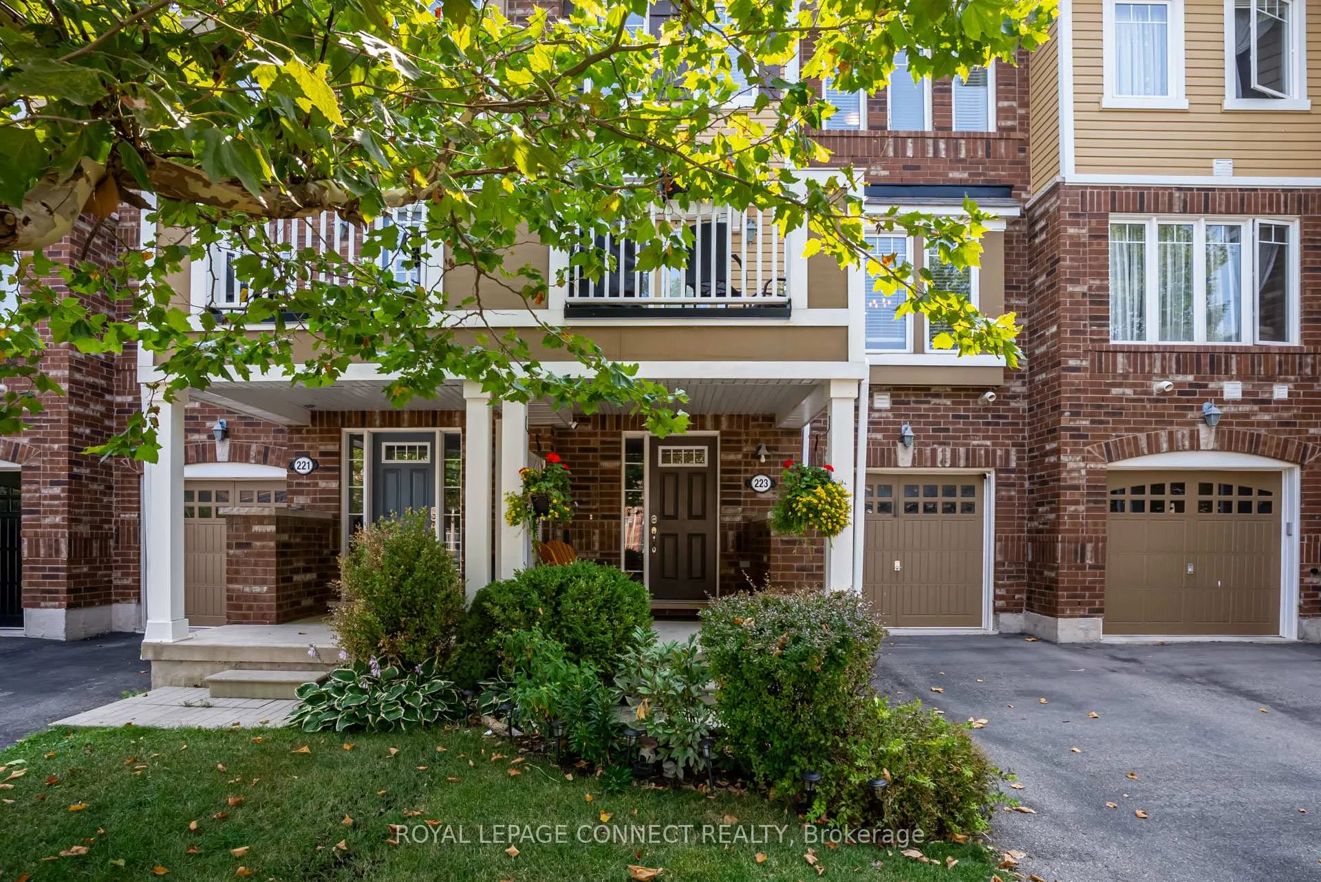 Photo 2 of 223 Woodley Crescent, Milton, Willmott — HOMEH