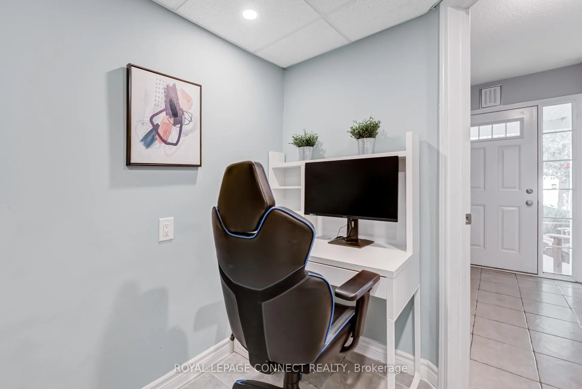 Photo 7 of 223 Woodley Crescent, Milton, Willmott — HOMEH
