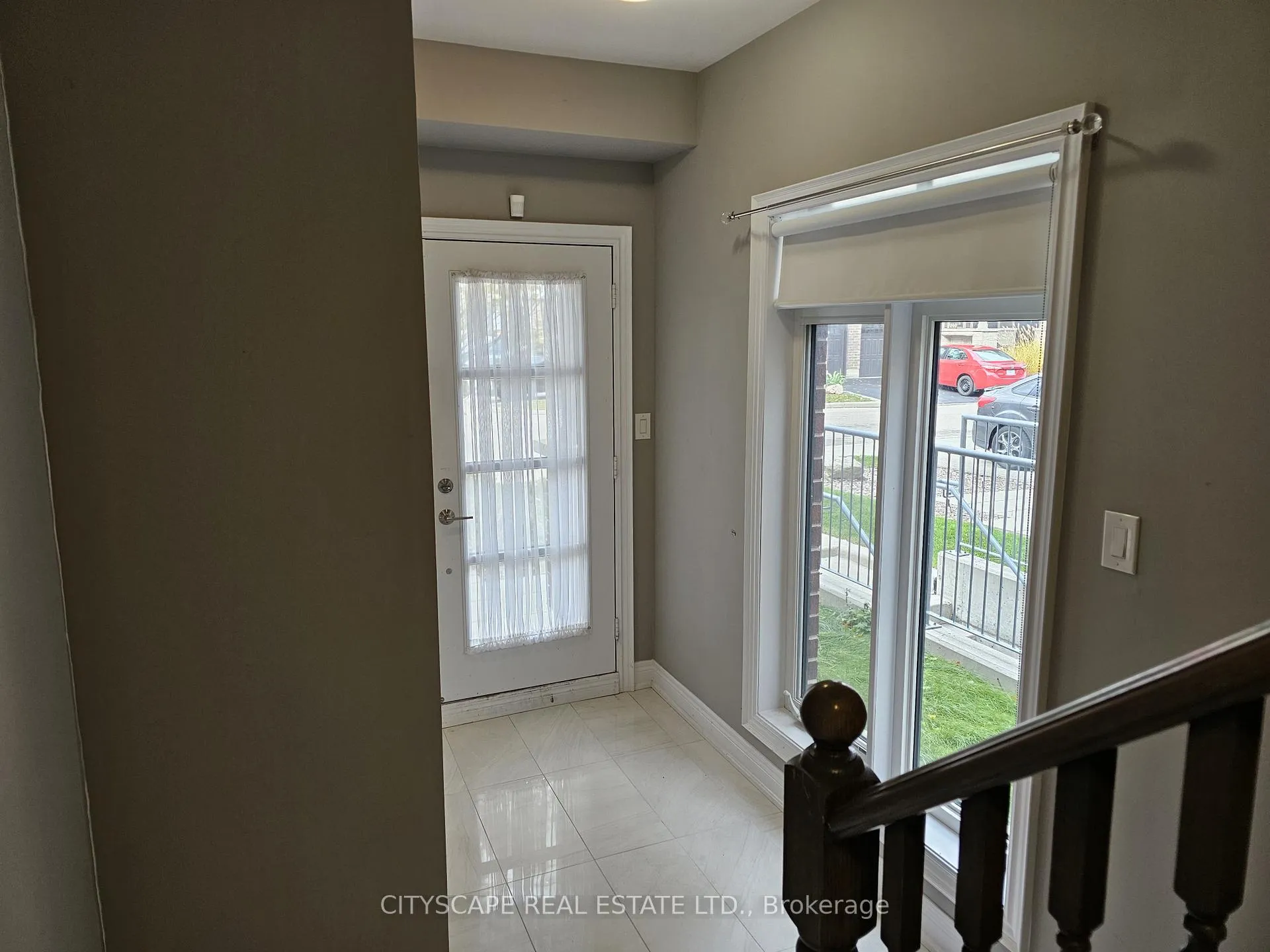 Photo 12 of 16 Waterview Lane, Grimsby, Grimsby Beach — HOMEH