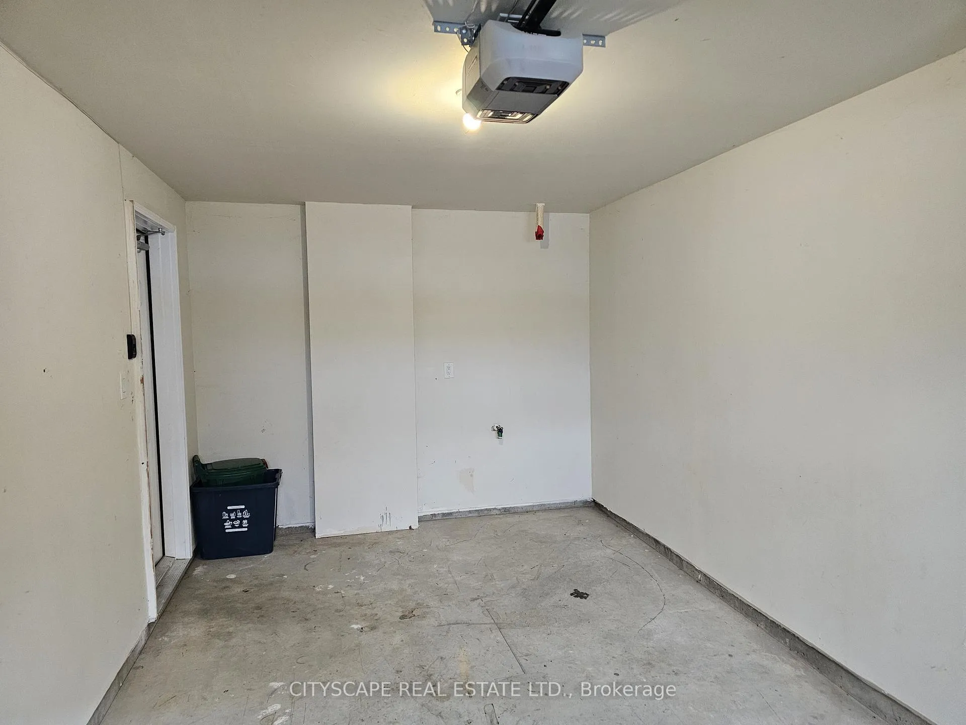 Photo 31 of 16 Waterview Lane, Grimsby, Grimsby Beach — HOMEH