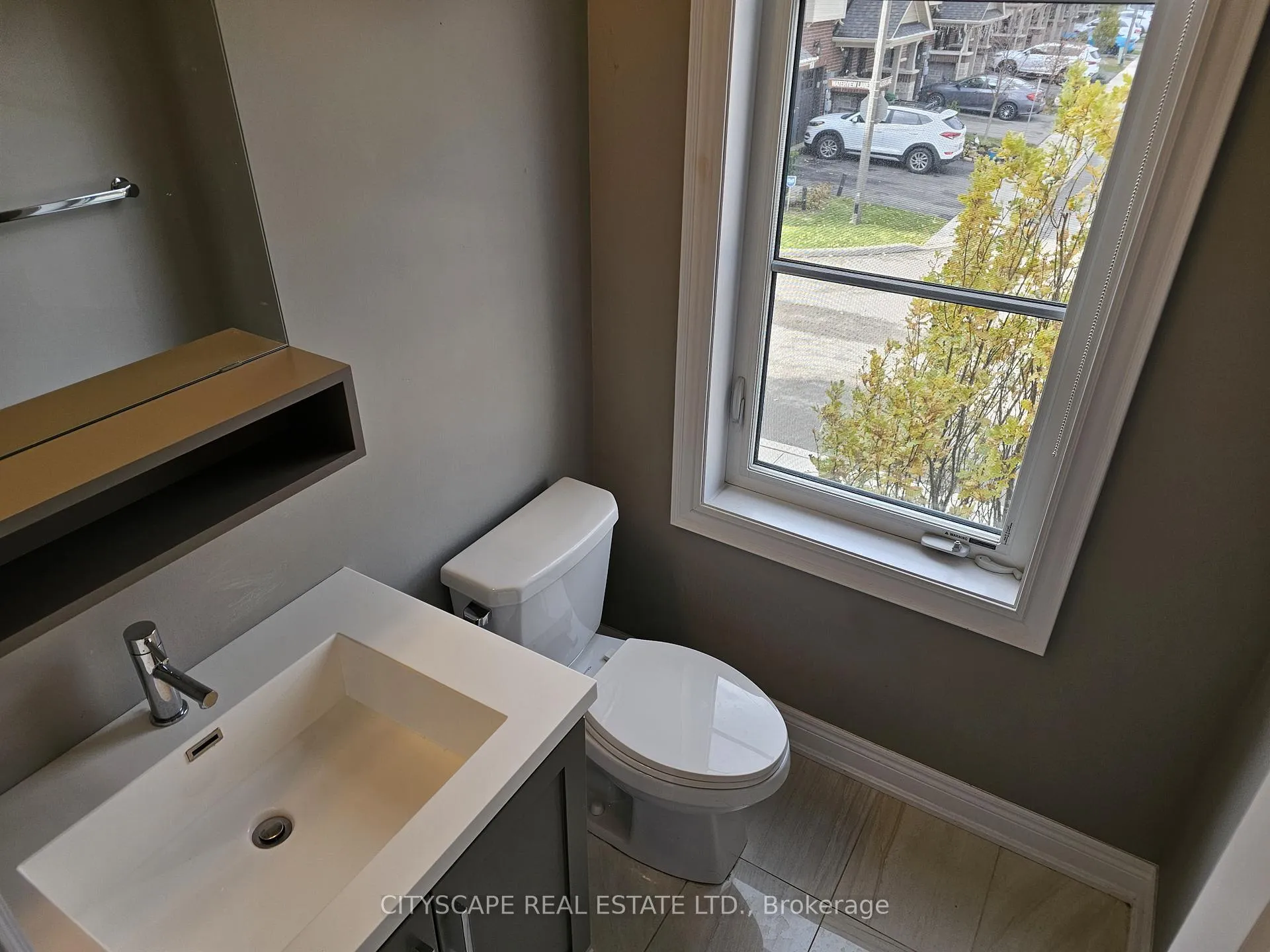 Photo 57 of 16 Waterview Lane, Grimsby, Grimsby Beach — HOMEH