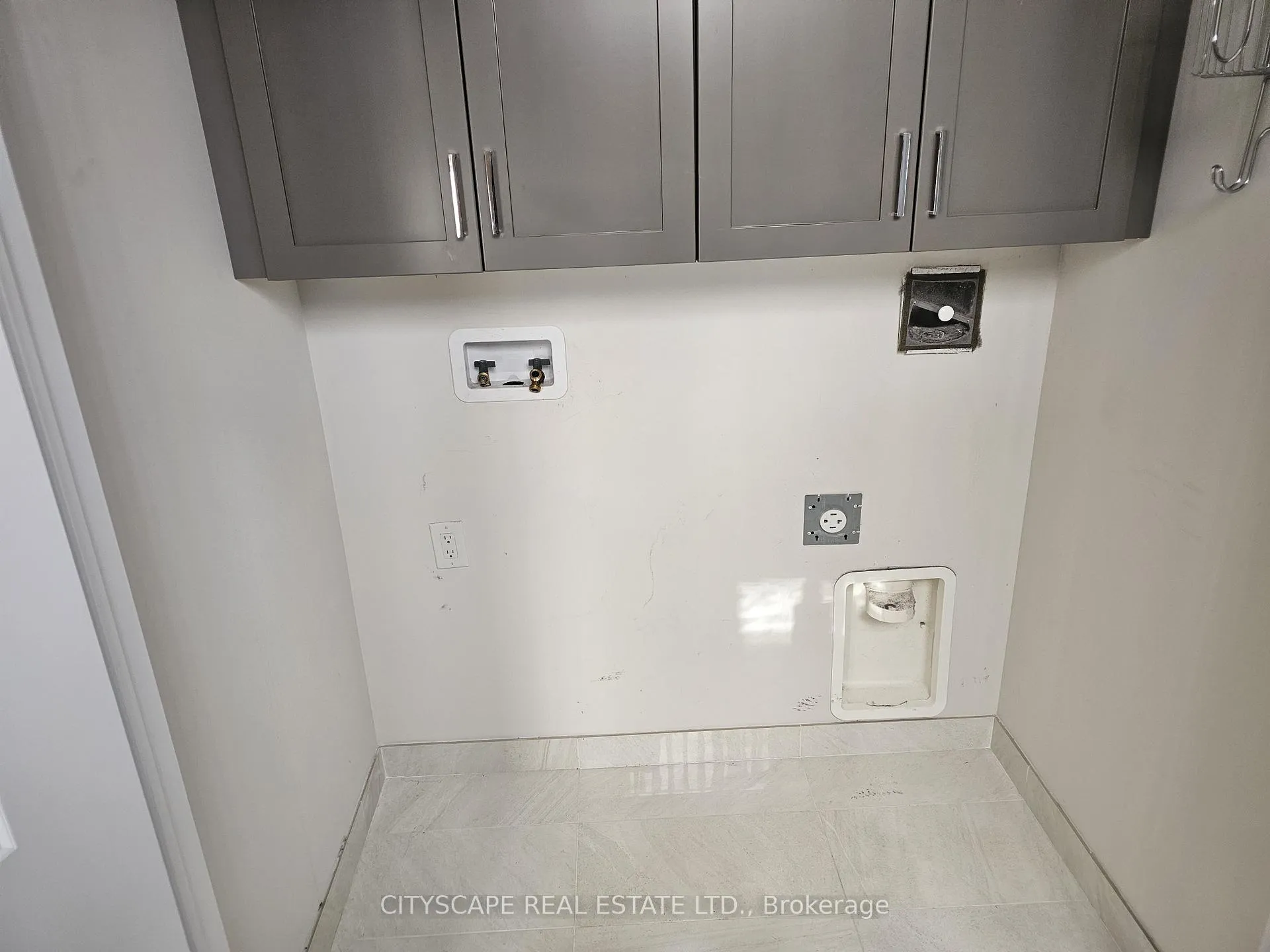Photo 79 of 16 Waterview Lane, Grimsby, Grimsby Beach — HOMEH