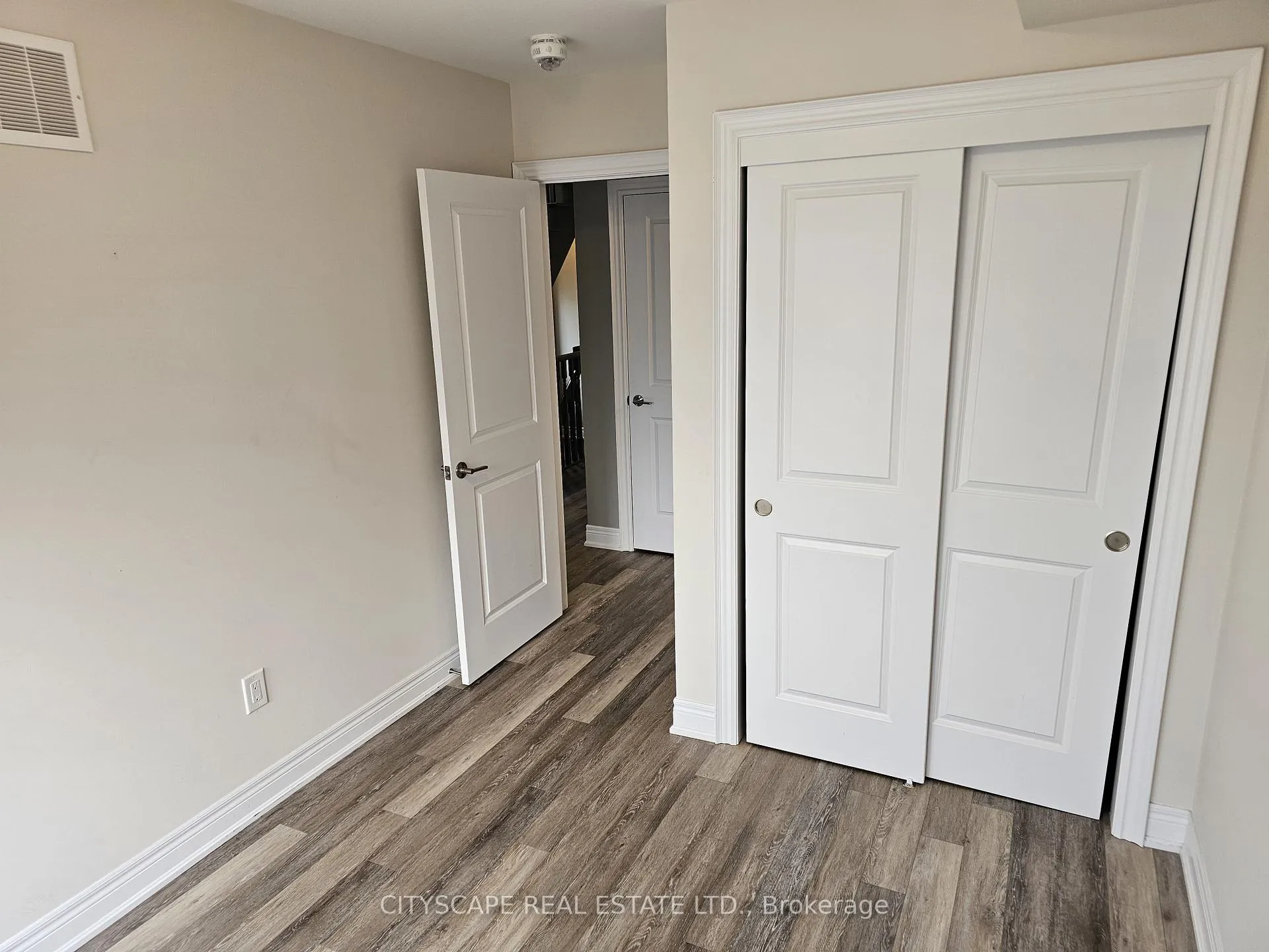 Photo 90 of 16 Waterview Lane, Grimsby, Grimsby Beach — HOMEH