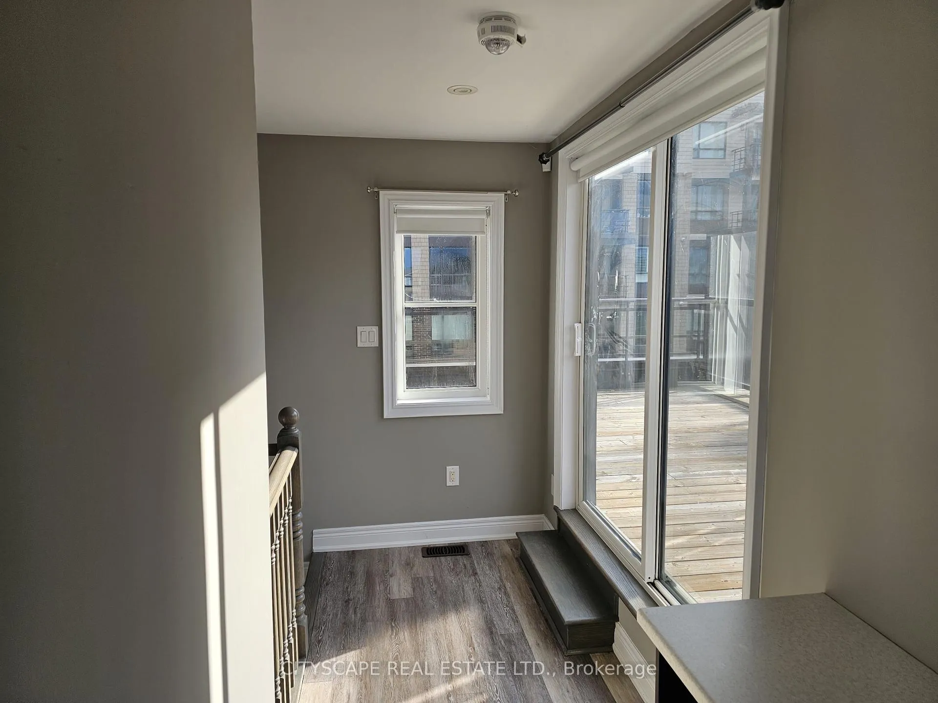 Photo 106 of 16 Waterview Lane, Grimsby, Grimsby Beach — HOMEH
