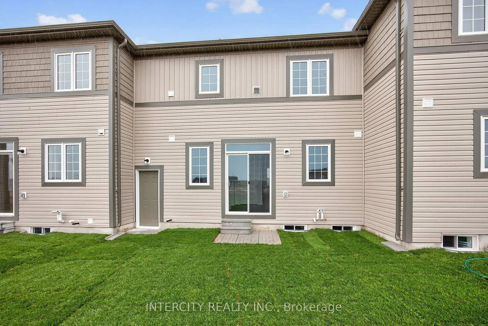 Photo 32 of 15 Avalon Drive, Wasaga Beach — HOMEH