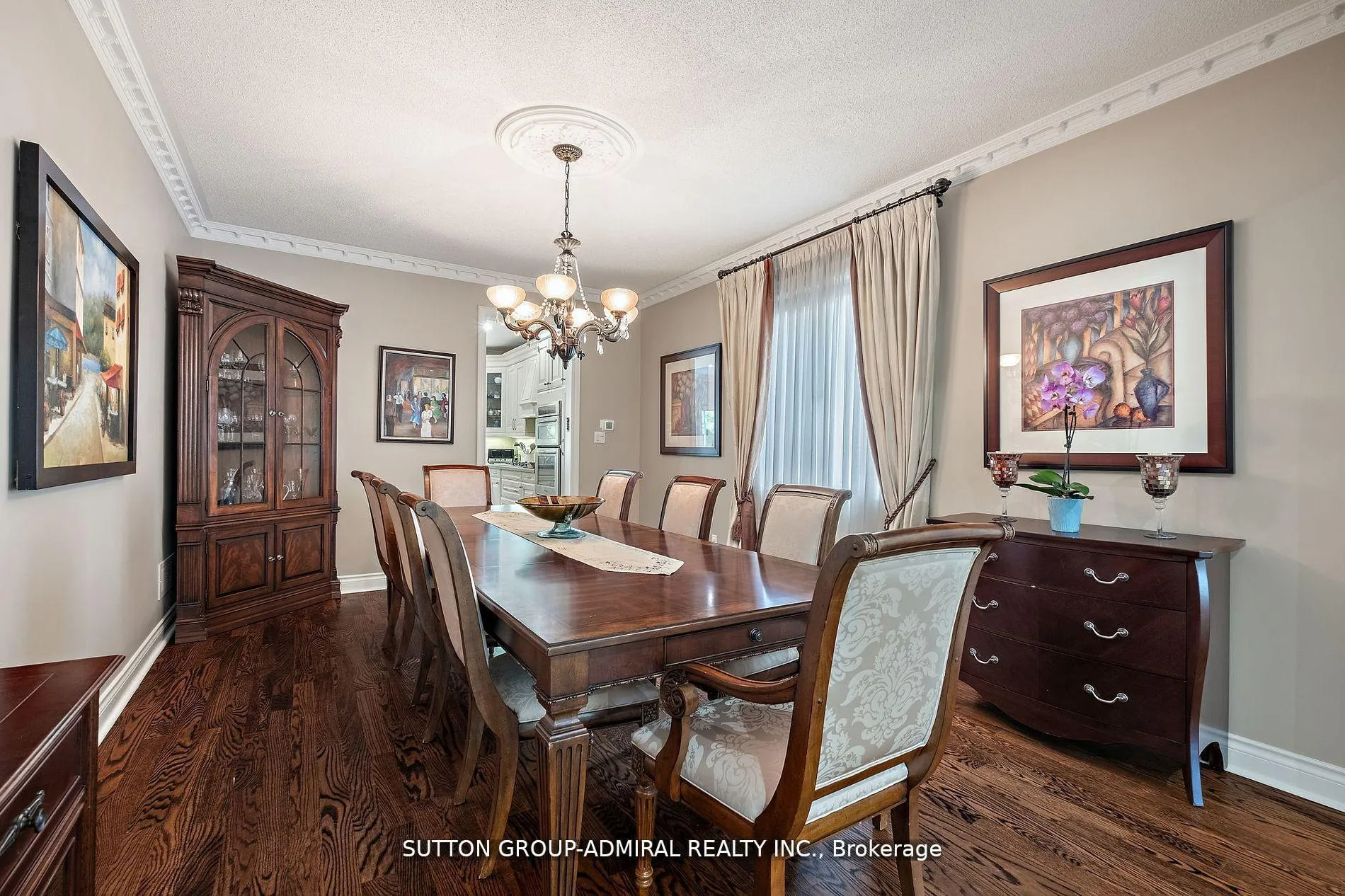 Photo 10 of 19 Langtry Place, Vaughan, Uplands — HOMEH