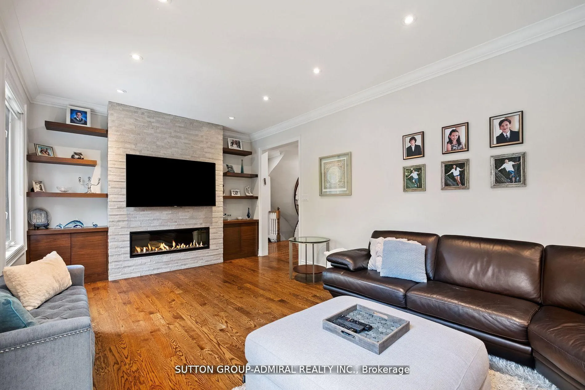 Photo 17 of 19 Langtry Place, Vaughan, Uplands — HOMEH