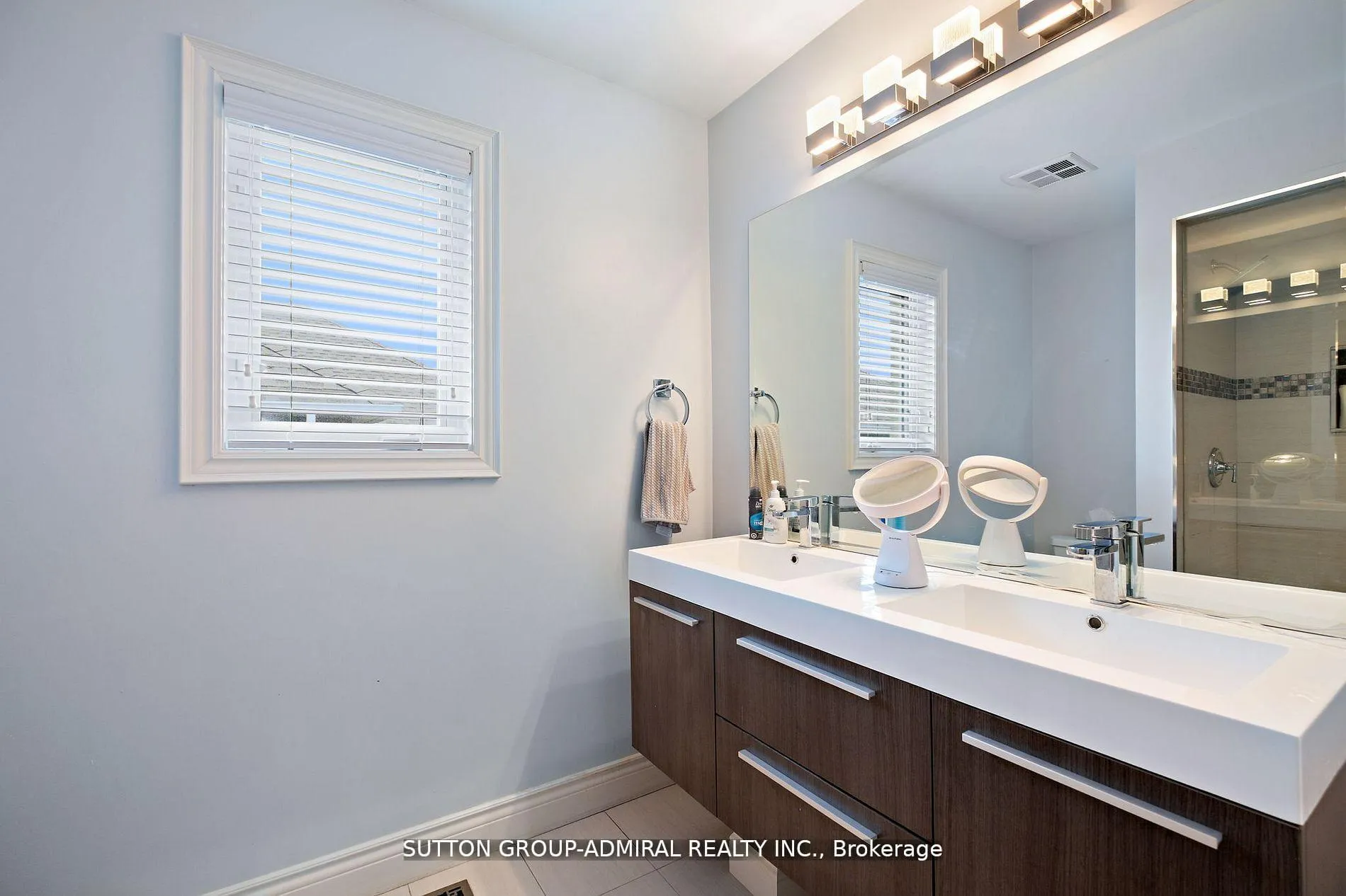 Photo 22 of 19 Langtry Place, Vaughan, Uplands — HOMEH