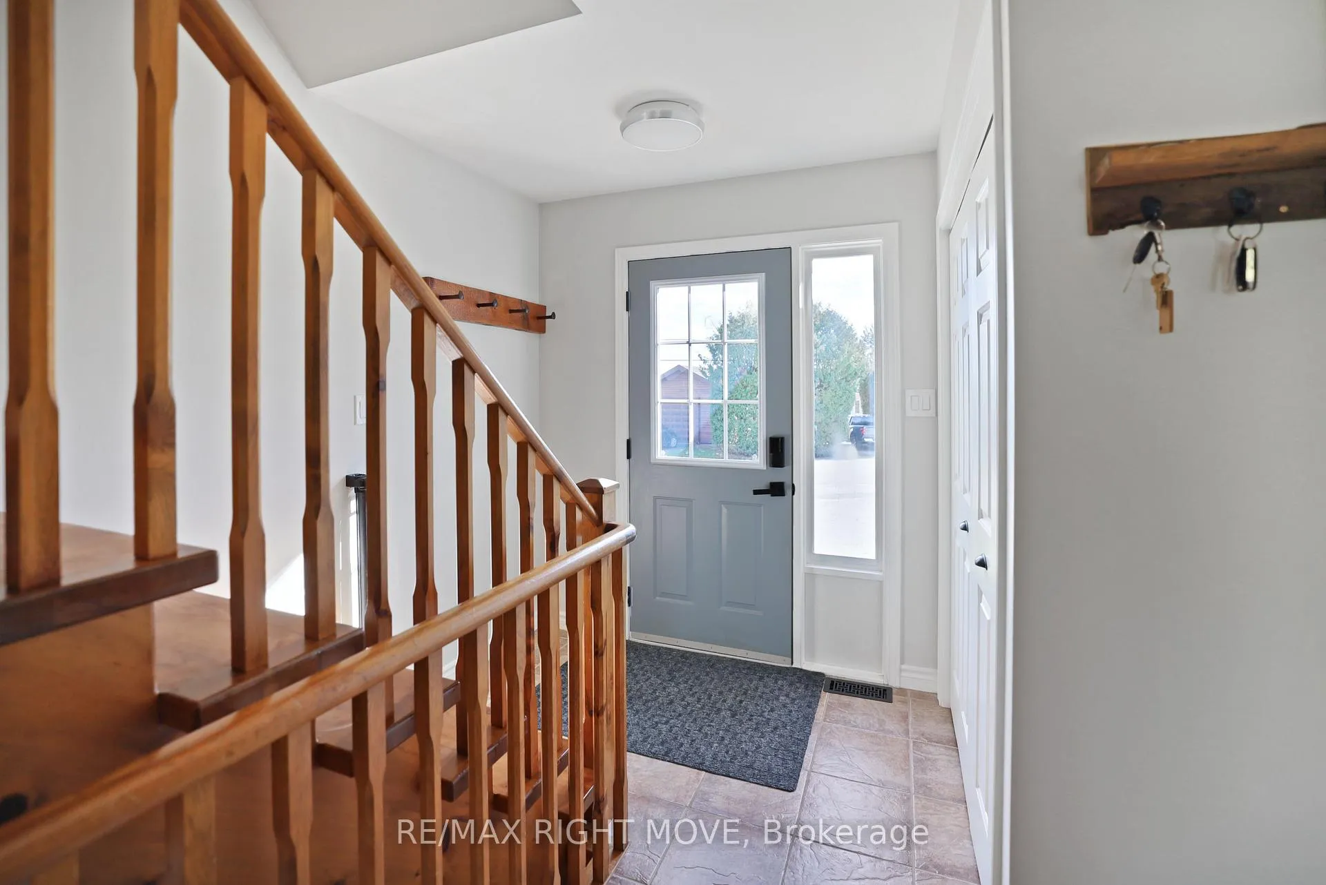 Photo 11 of 2900 Lakeside Drive, Severn, West Shore — HOMEH