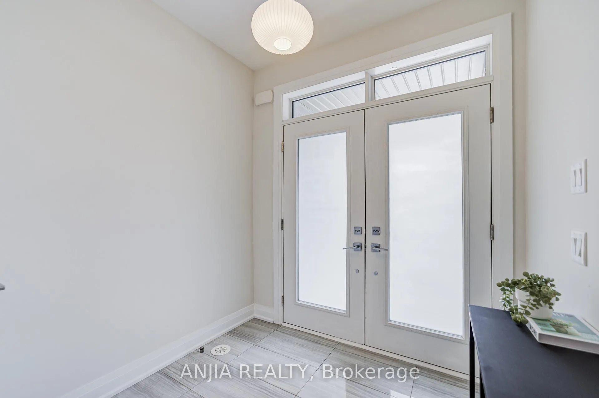 Photo 2 of 53 Harold Lawrie Lane, Markham, Aileen-Willowbrook — HOMEH