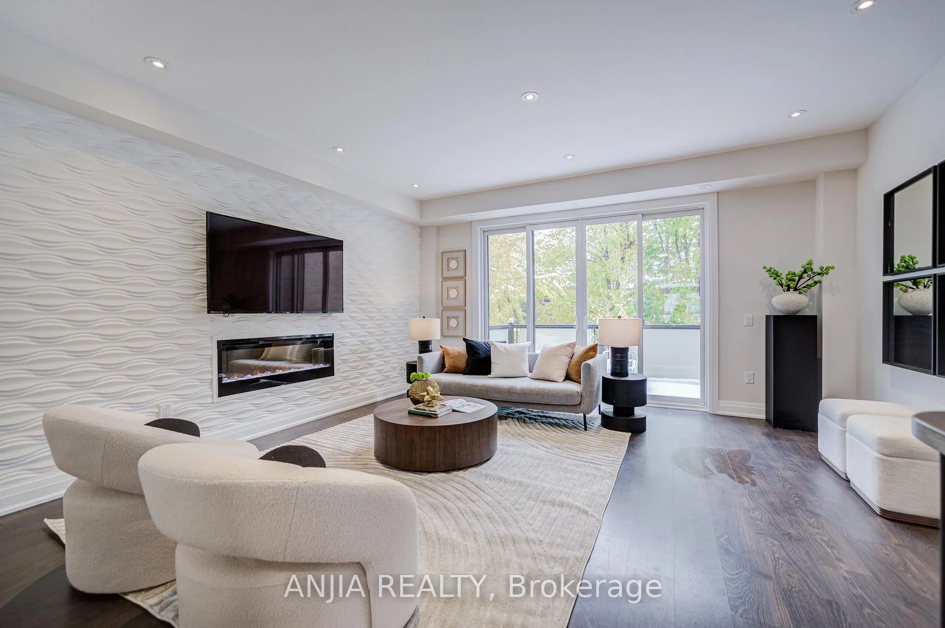 Photo 10 of 53 Harold Lawrie Lane, Markham, Aileen-Willowbrook — HOMEH