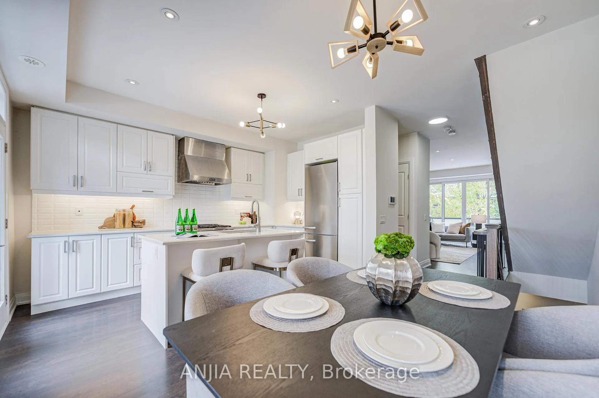 Photo 16 of 53 Harold Lawrie Lane, Markham, Aileen-Willowbrook — HOMEH
