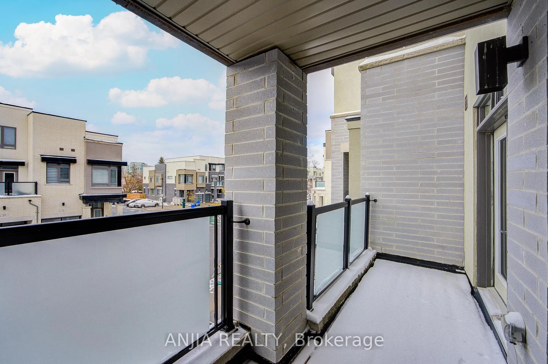 Photo 23 of 53 Harold Lawrie Lane, Markham, Aileen-Willowbrook — HOMEH
