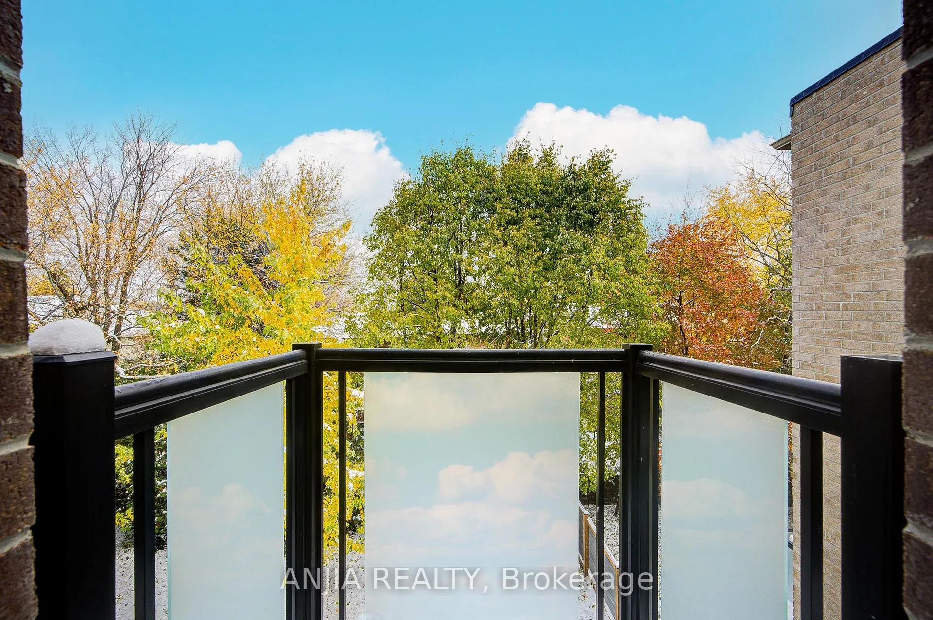Photo 37 of 53 Harold Lawrie Lane, Markham, Aileen-Willowbrook — HOMEH