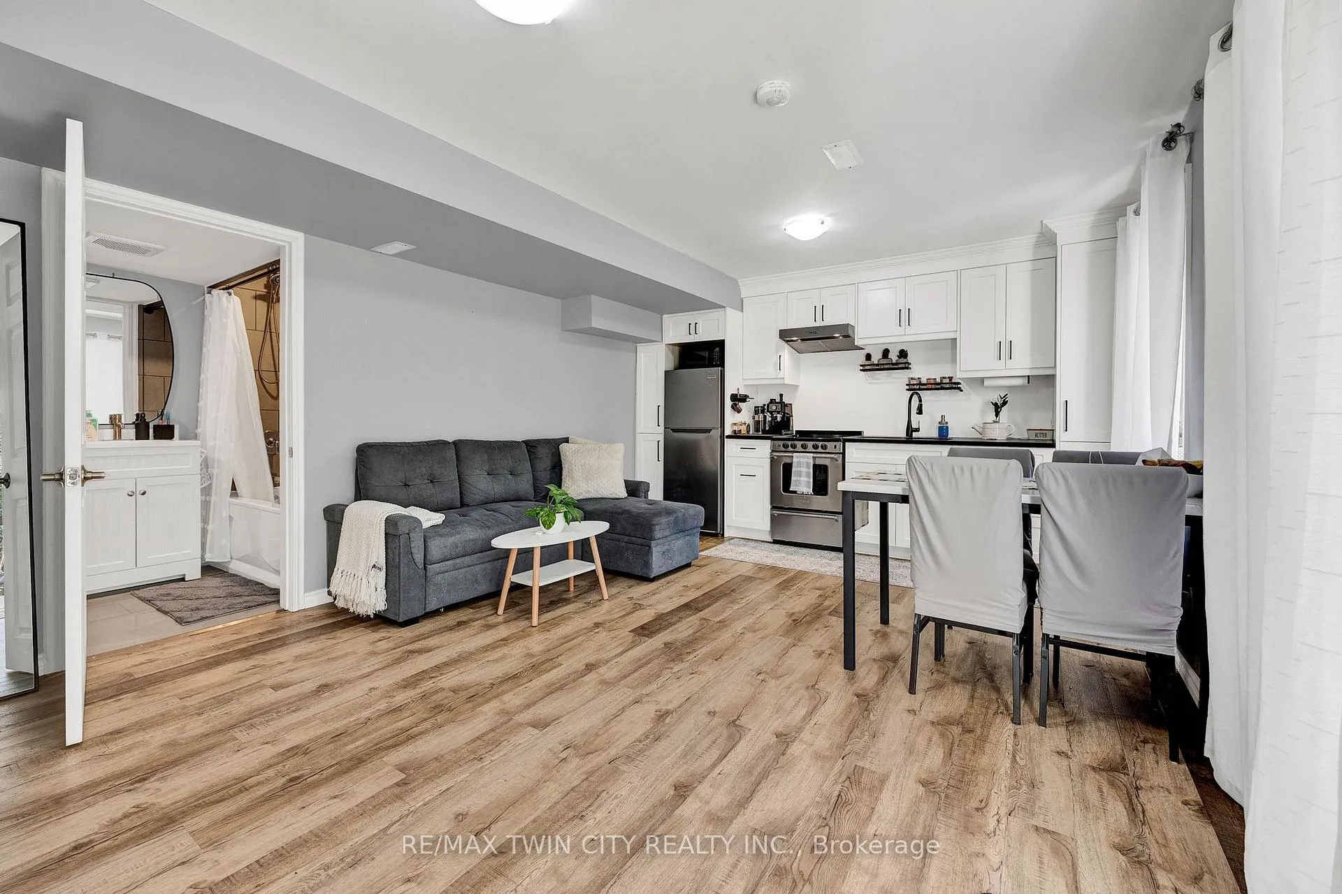 Photo 24 of 210 Dolman Street, Woolwich — HOMEH