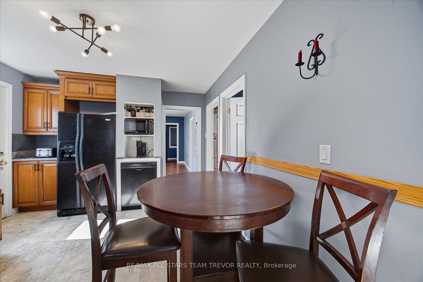 Photo 7 of 169 The Queensway, Georgina, Keswick North — HOMEH