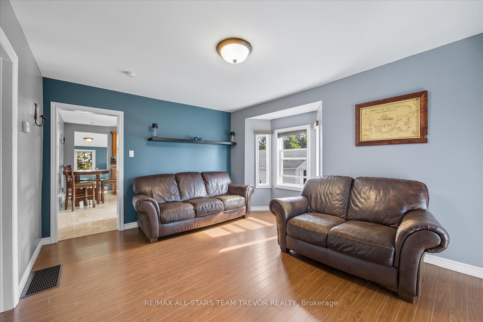 Photo 8 of 169 The Queensway, Georgina, Keswick North — HOMEH