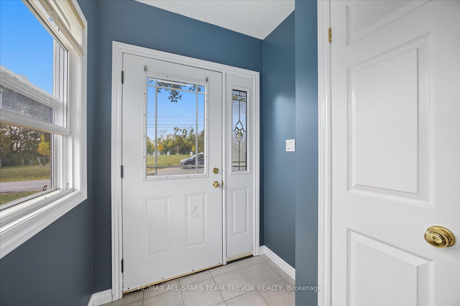 Photo 17 of 169 The Queensway, Georgina, Keswick North — HOMEH
