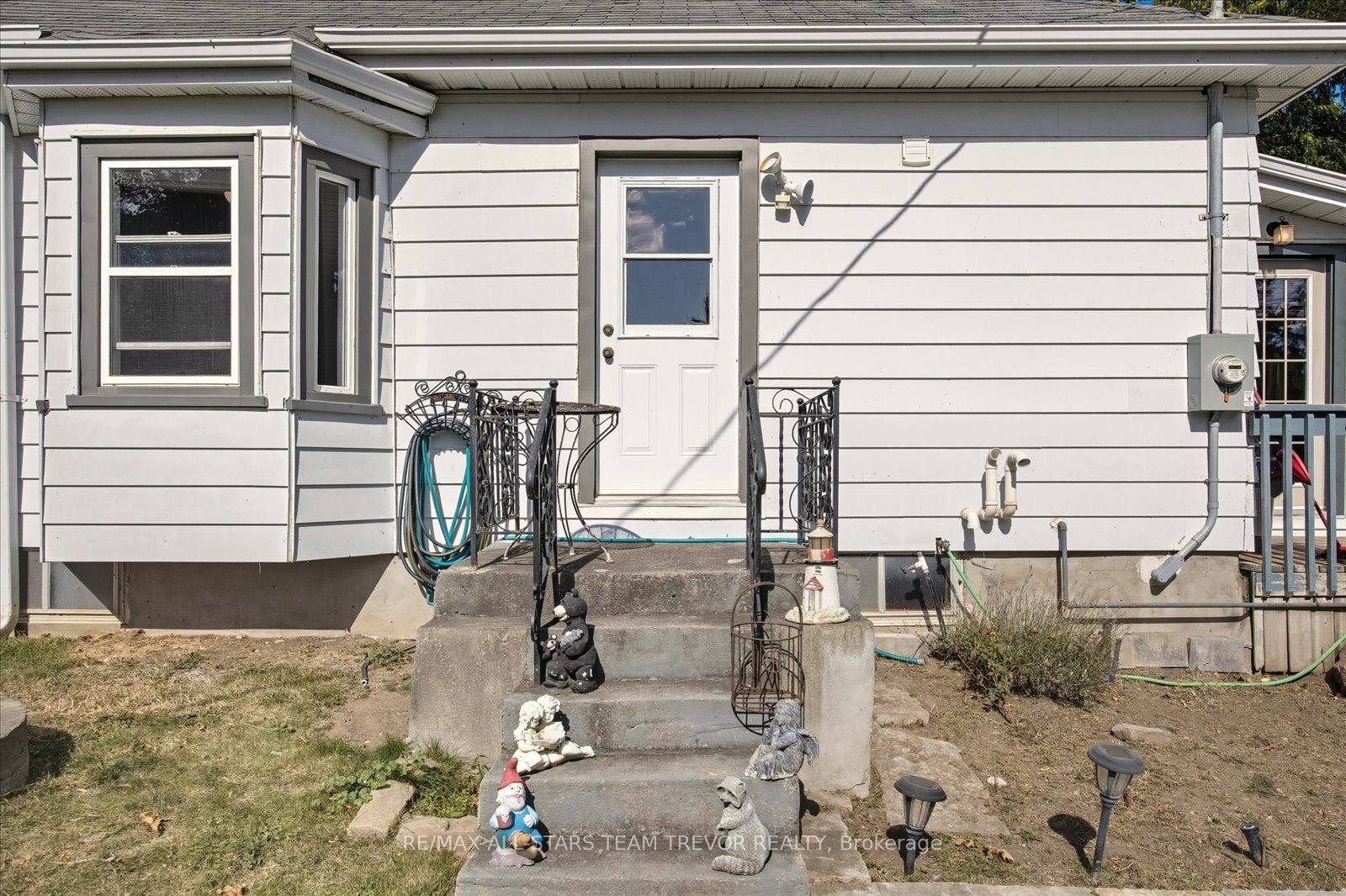 Photo 22 of 169 The Queensway, Georgina, Keswick North — HOMEH