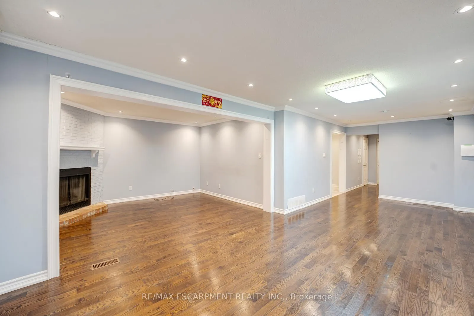 Photo 4 of 156 Cimmaron Street, Markham, Middlefield — HOMEH