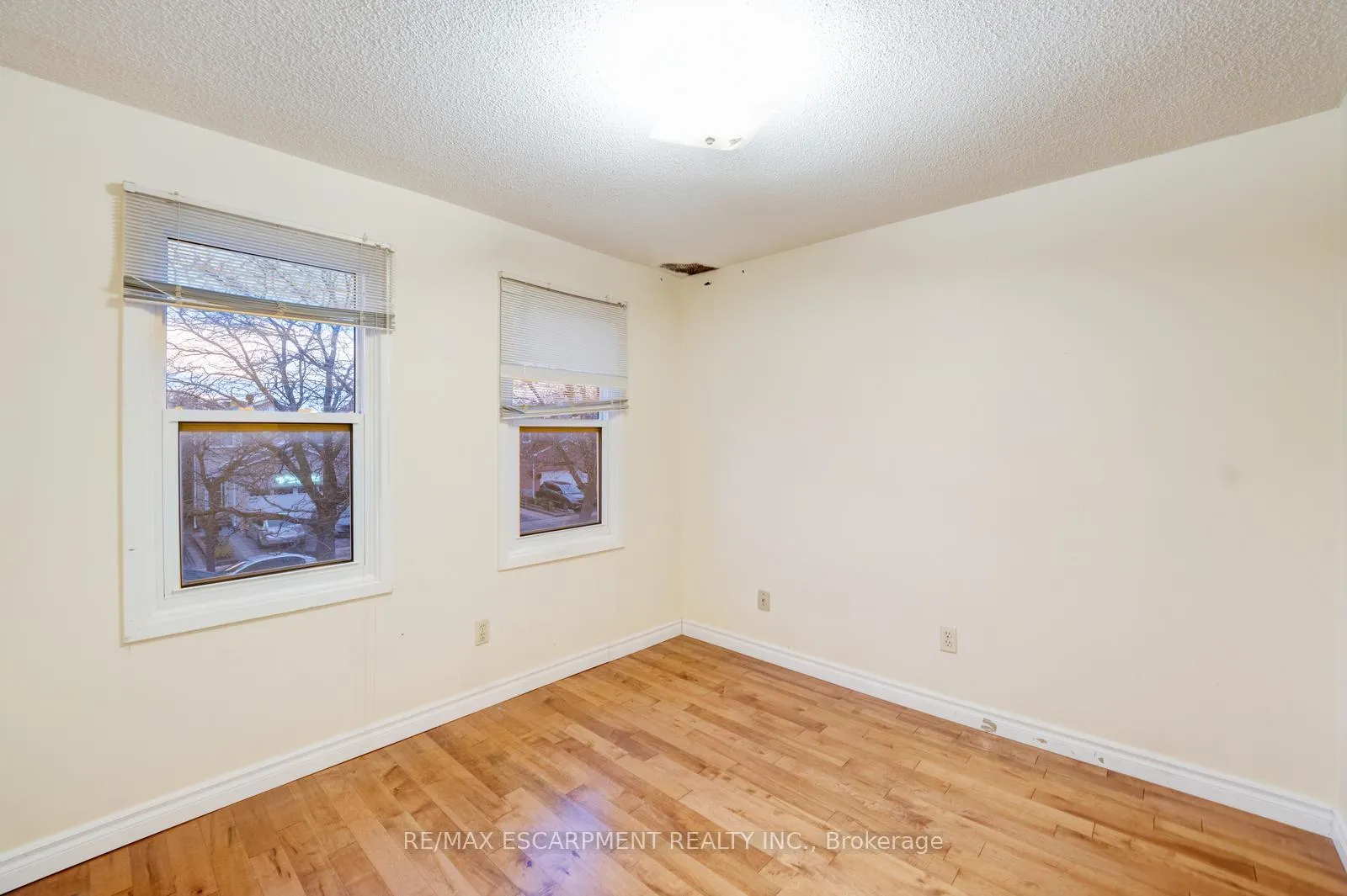 Photo 19 of 156 Cimmaron Street, Markham, Middlefield — HOMEH