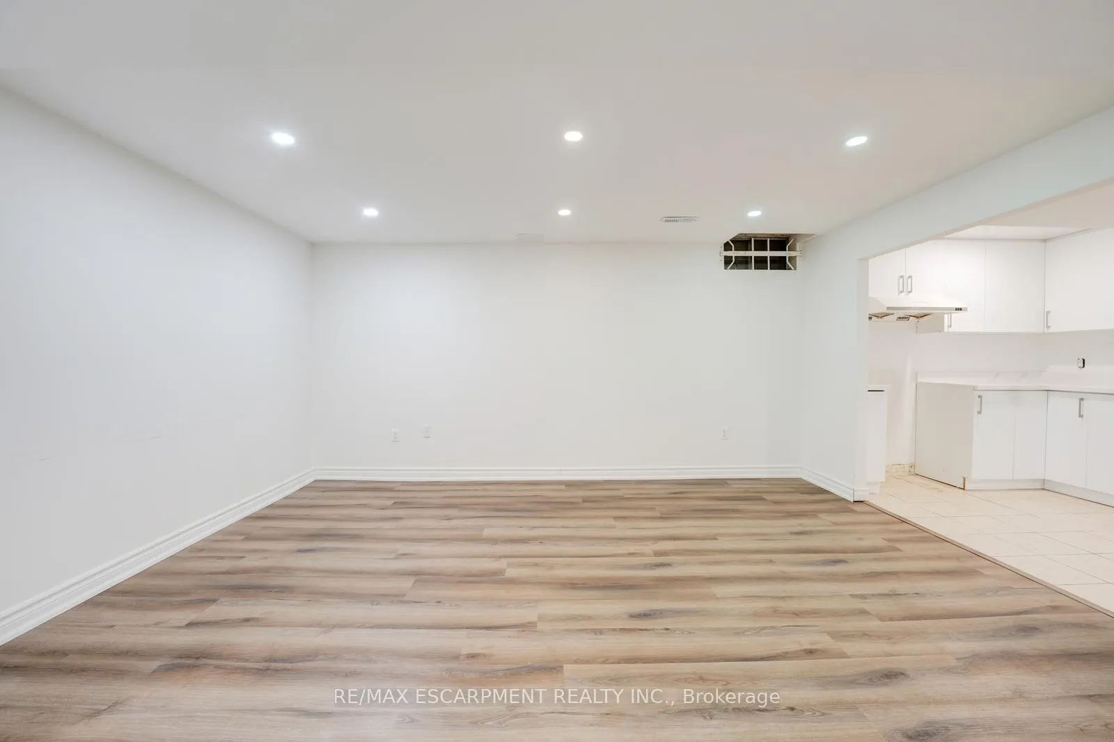 Photo 26 of 156 Cimmaron Street, Markham, Middlefield — HOMEH