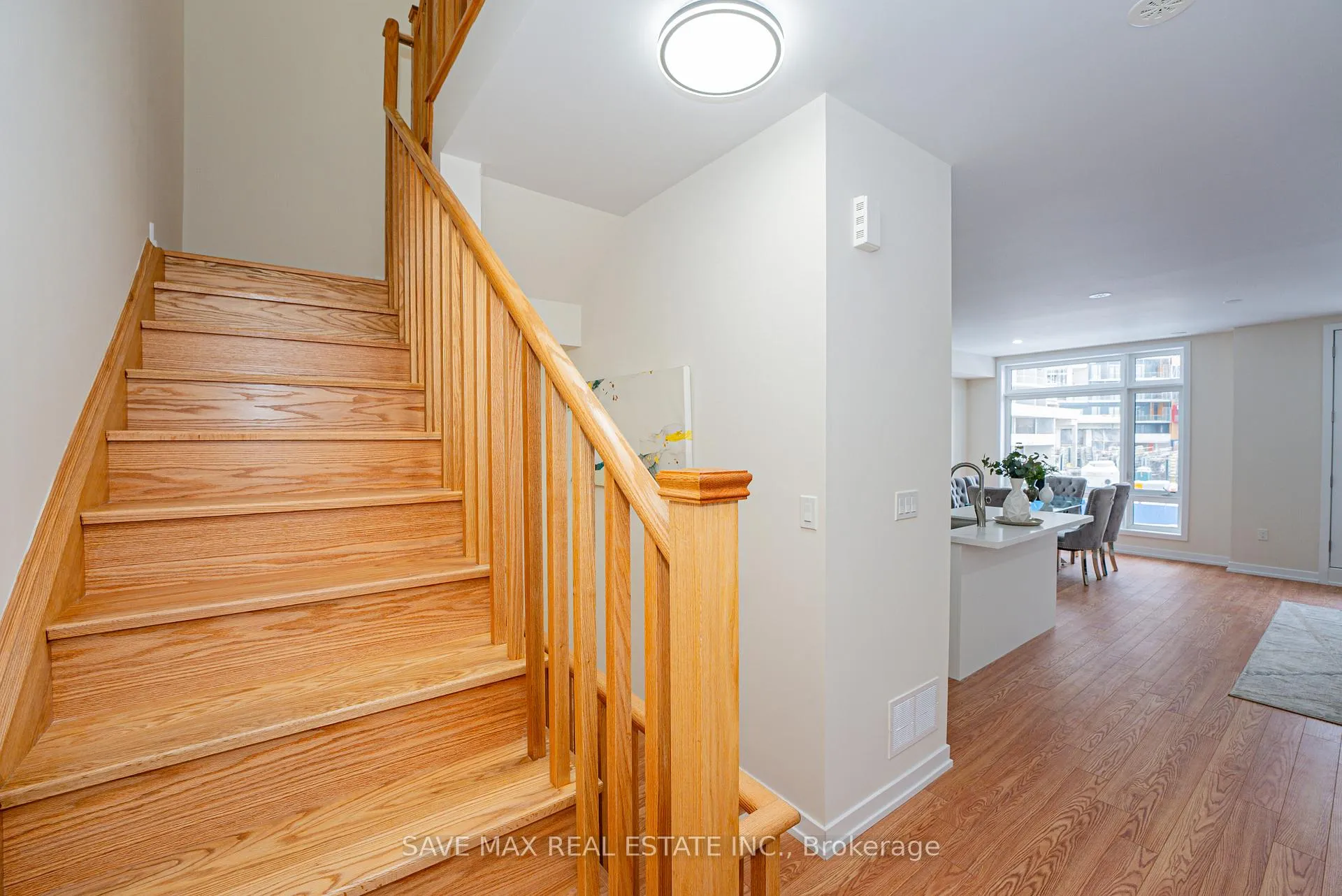 Photo 17 of 26 Dandara Gate, Vaughan, Steeles West Industrial — HOMEH