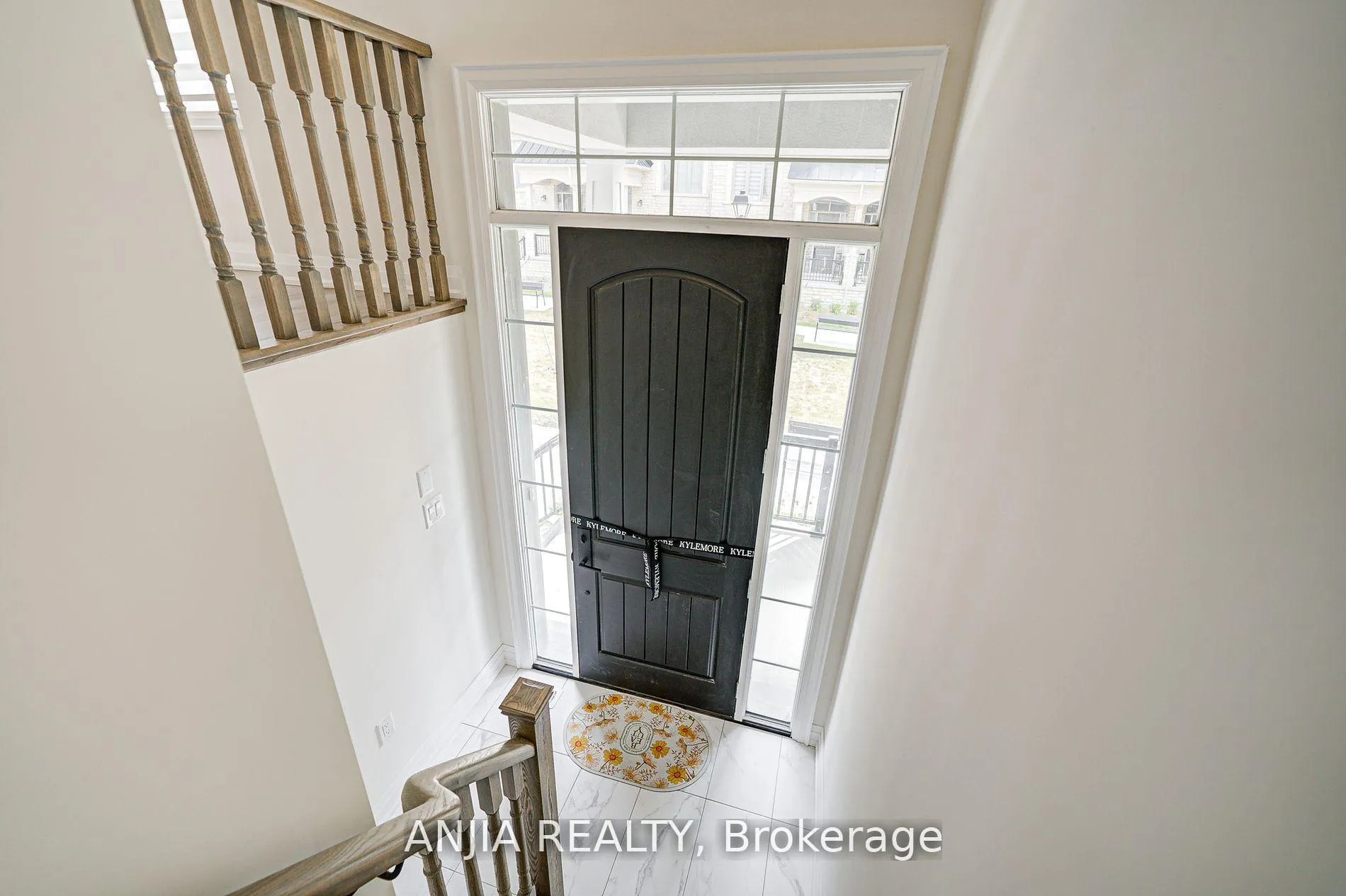 Photo 9 of 7 Bright Terrace Way E, Markham, Angus Glen — HOMEH